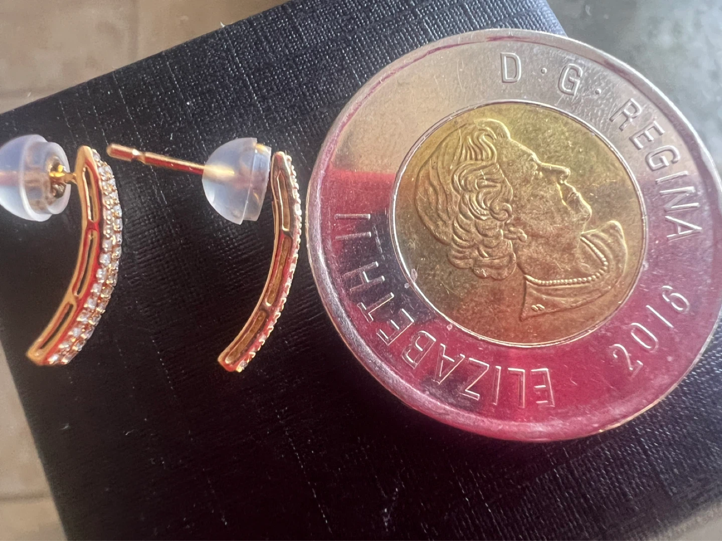 18 к Gold diamonds earrings - photo 3