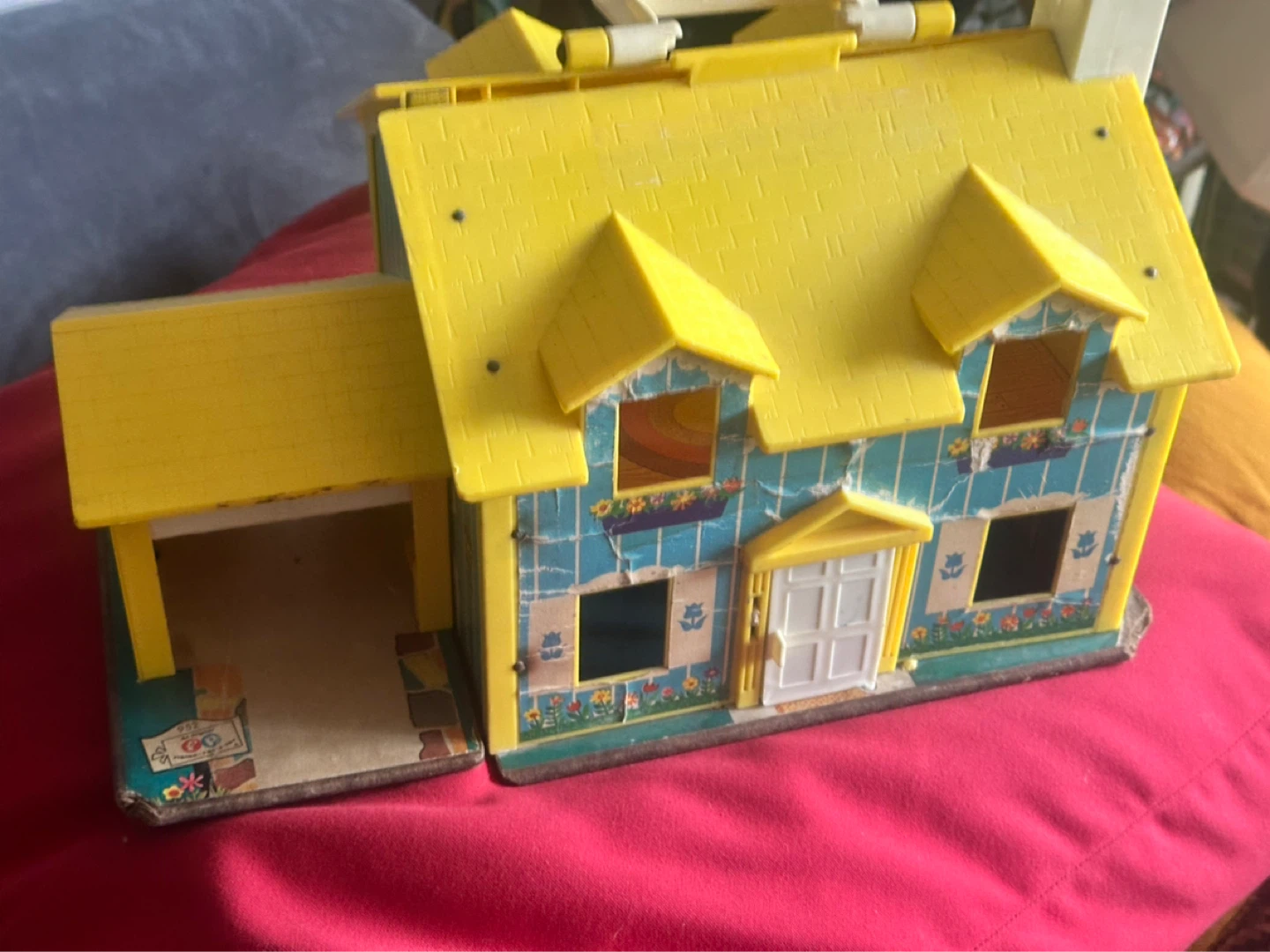 Vintage Fisher price house