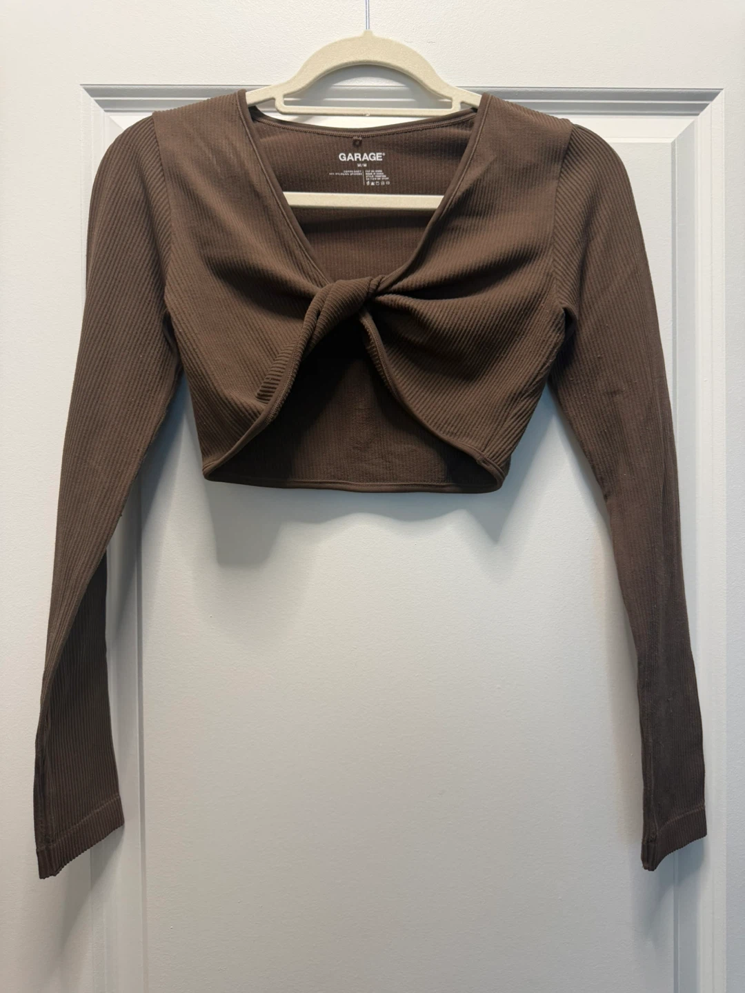 Garage Brown Ribbed Twist Front Long Sleeve Crop Top - Size M