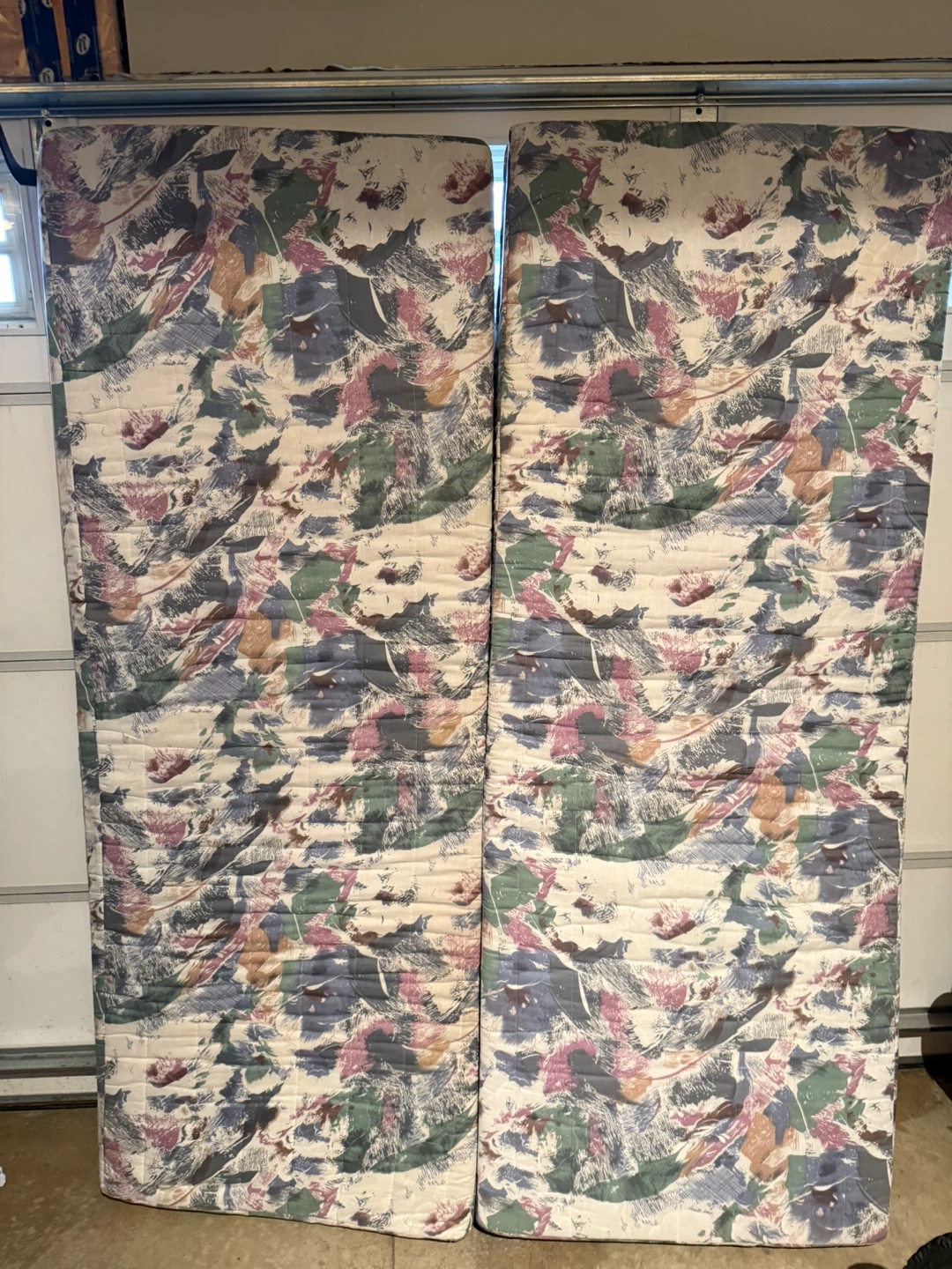 Queen mattress - photo 2