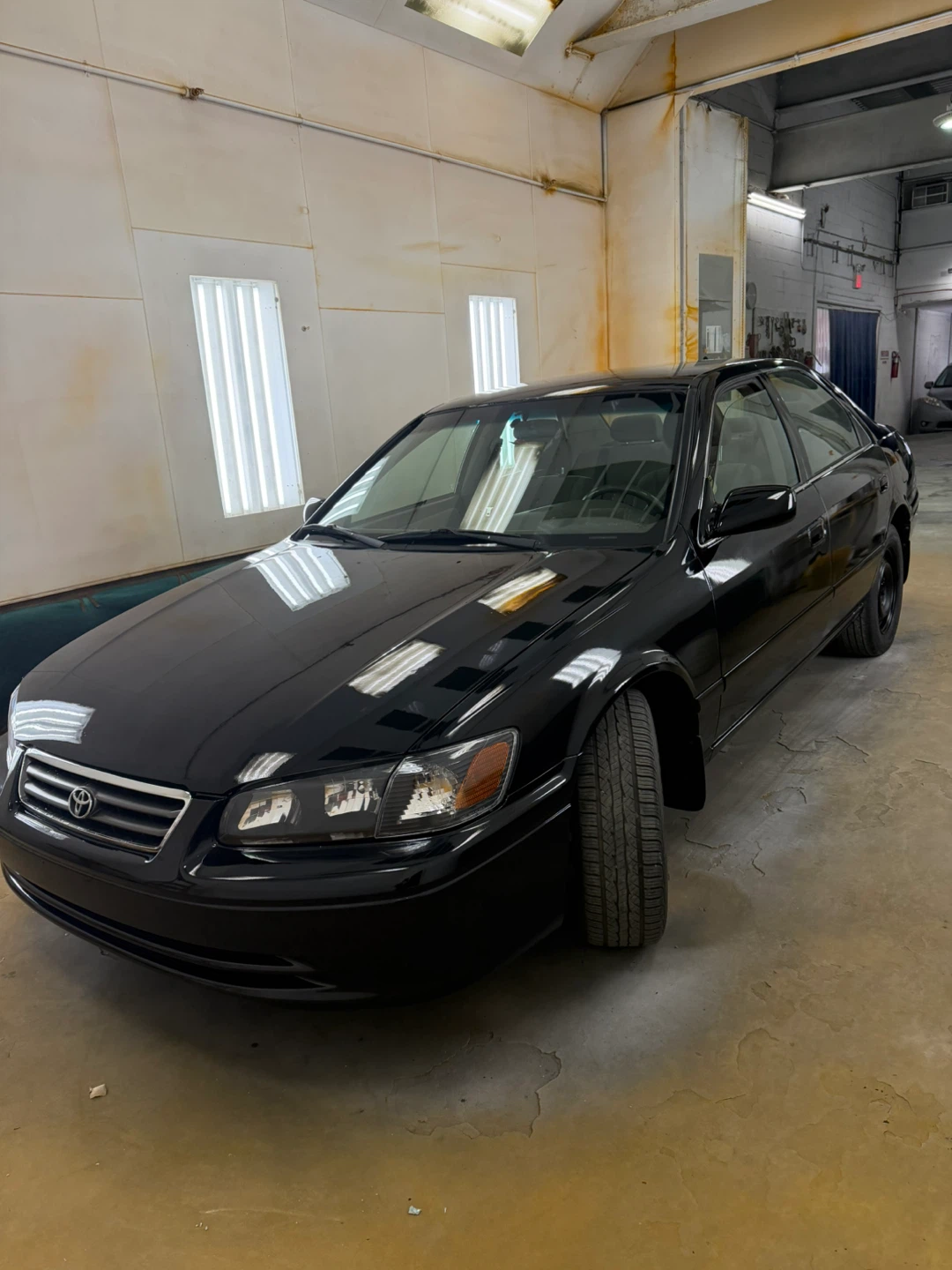 2000 Black Toyota Camry LE - photo 5