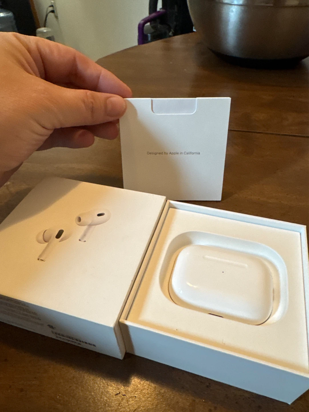 Apple AirPods Pro (2nd generation) with Charging Case - photo 2