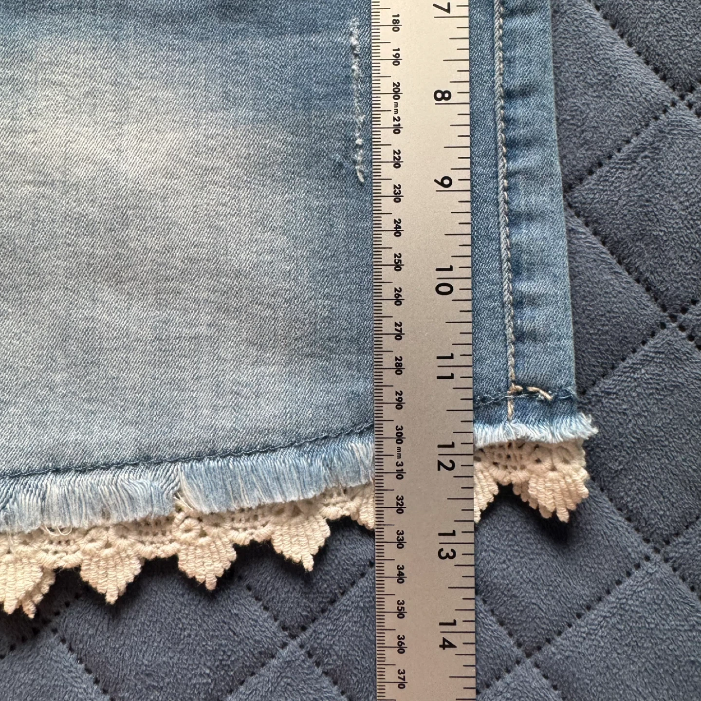 Molly Bracken Denim Shorts with Lace Trim - Size L - photo 5