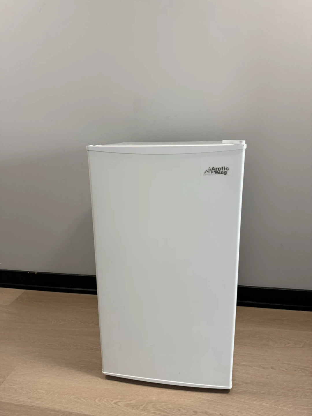 Mini Fridge!