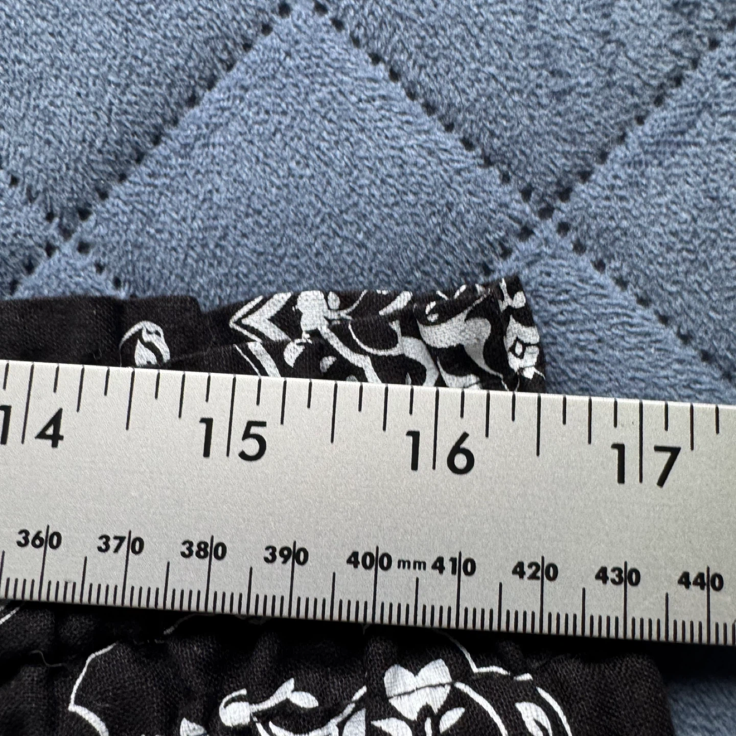 Firefly Women's Black Patterned Linen Cotton Shorts Size M - photo 4
