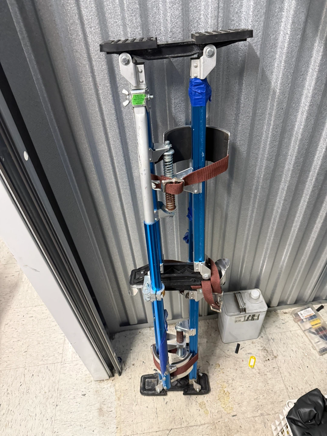 Adjustable Drywall Stilt Ladder