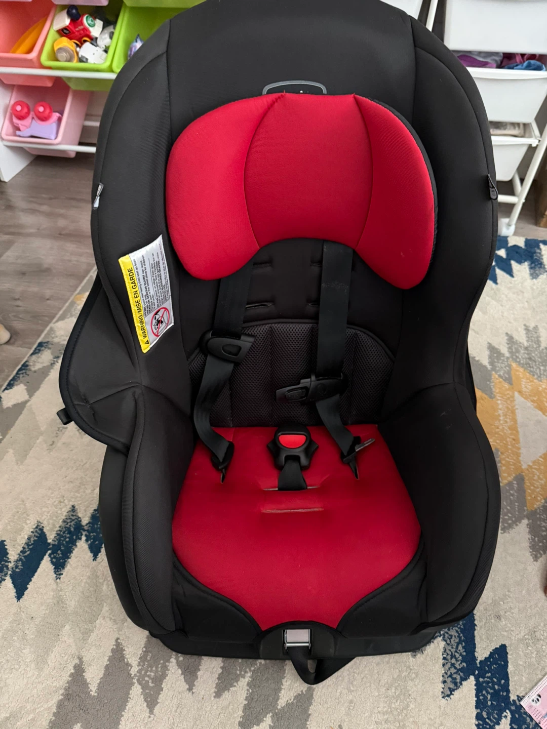 Evenflo Car Seat – Lightly Used – Excellent Condition
