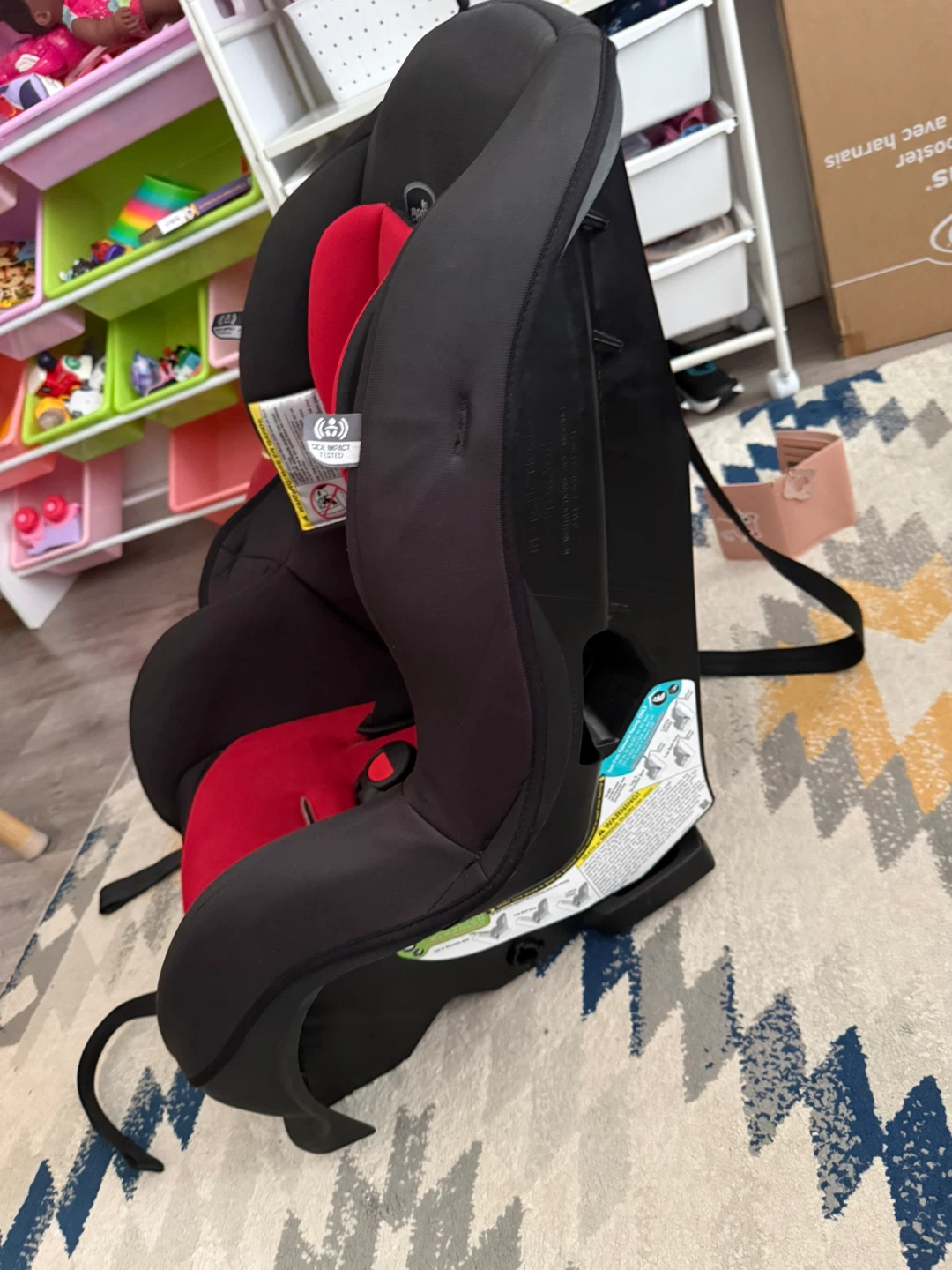 Evenflo Car Seat – Lightly Used – Excellent Condition - photo 3