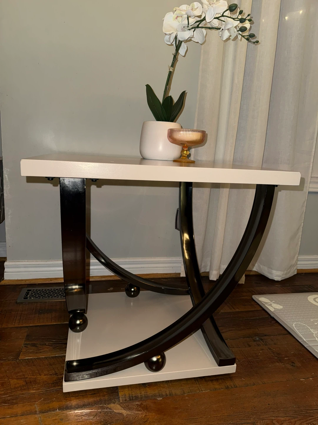 Side table - photo 2