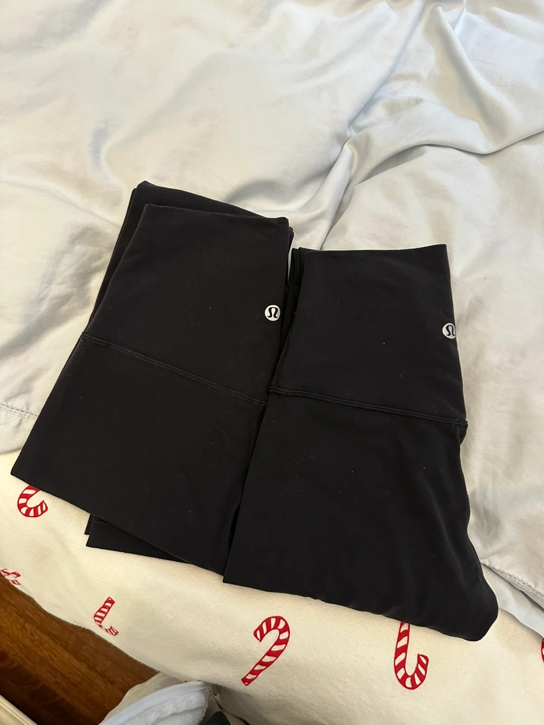 2 pairs Lululemon Align leggings 25 inch size 2