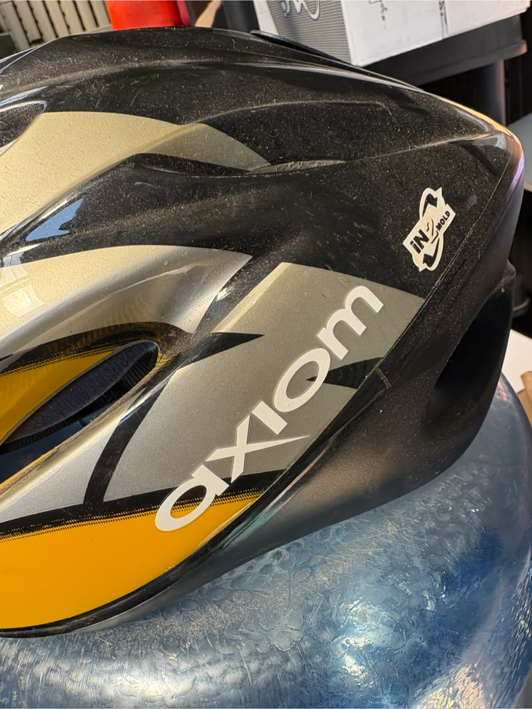 Axiom Bike Helmet - M/L - photo 2
