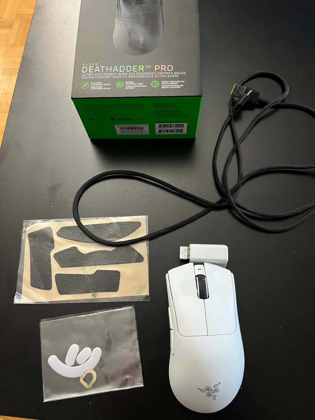 Razer DeathAdder V3 Pro White Wireless Gaming Mouse - photo 4