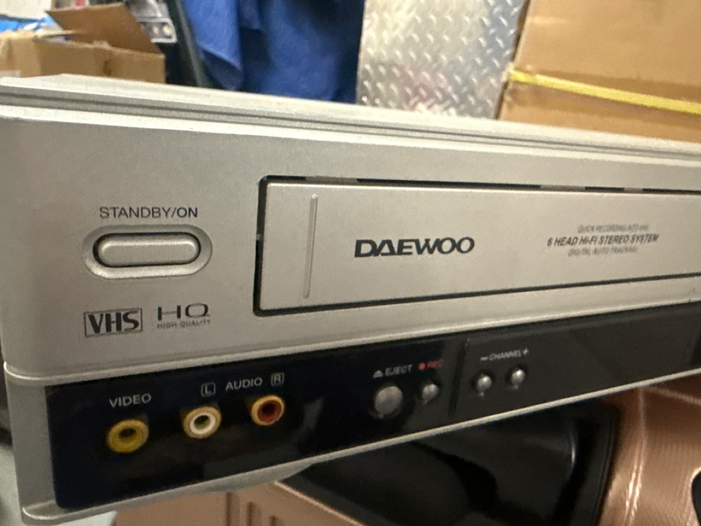 Daewoo VHS DVD Combo Player - photo 3