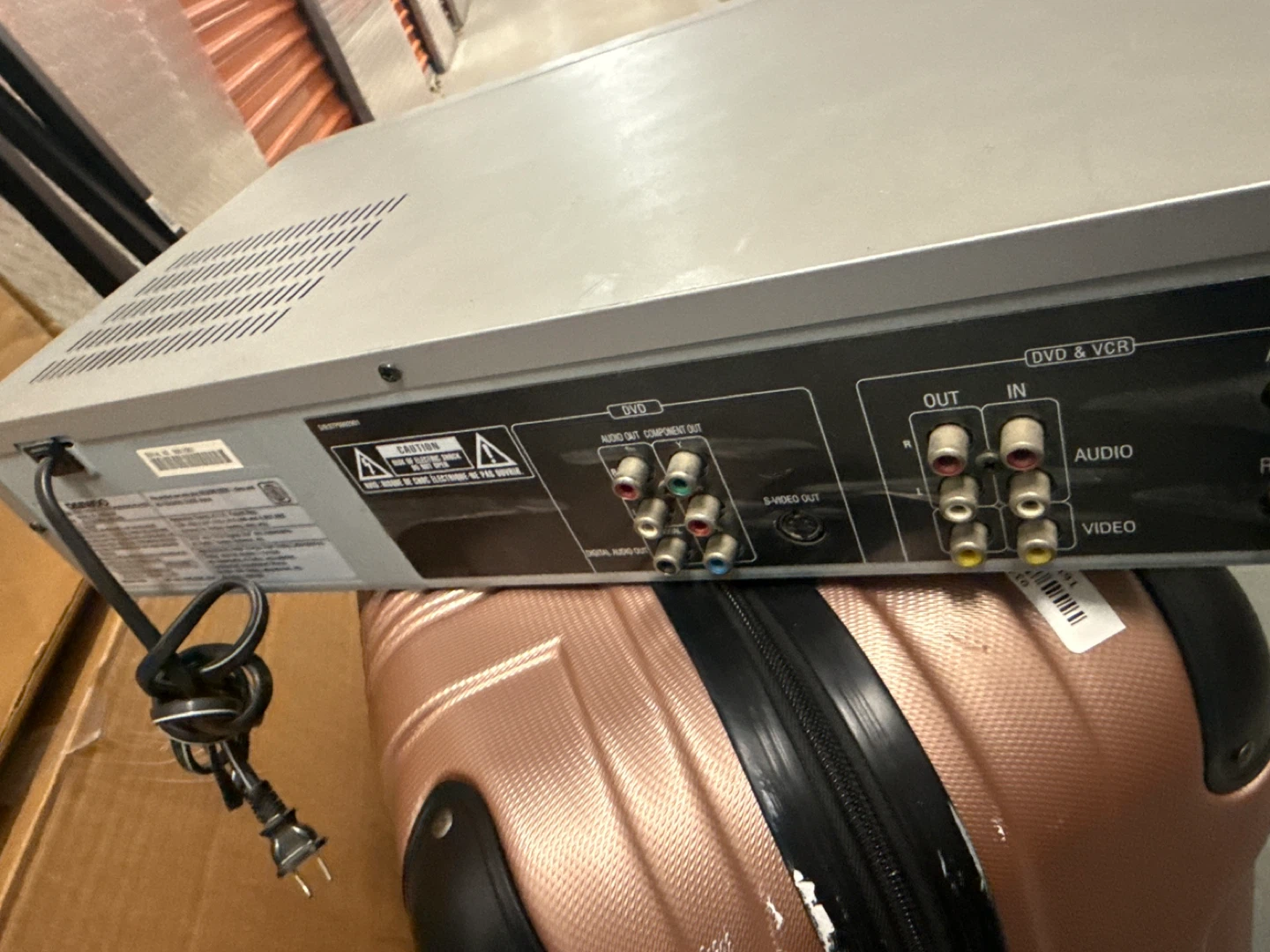 Daewoo VHS DVD Combo Player - photo 5