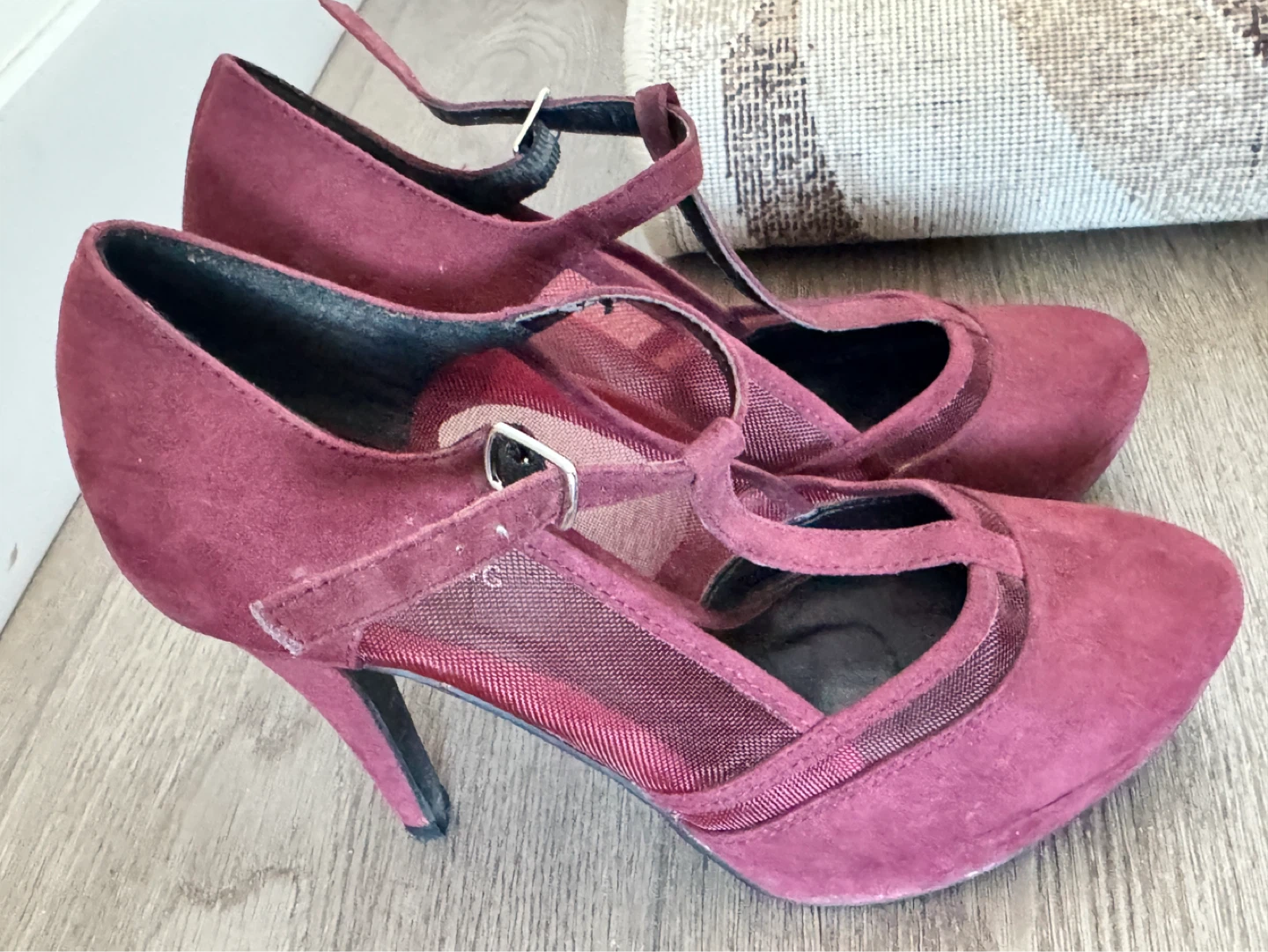 Spring Burgundy T-Strap Mesh Heels Size 7 - photo 2