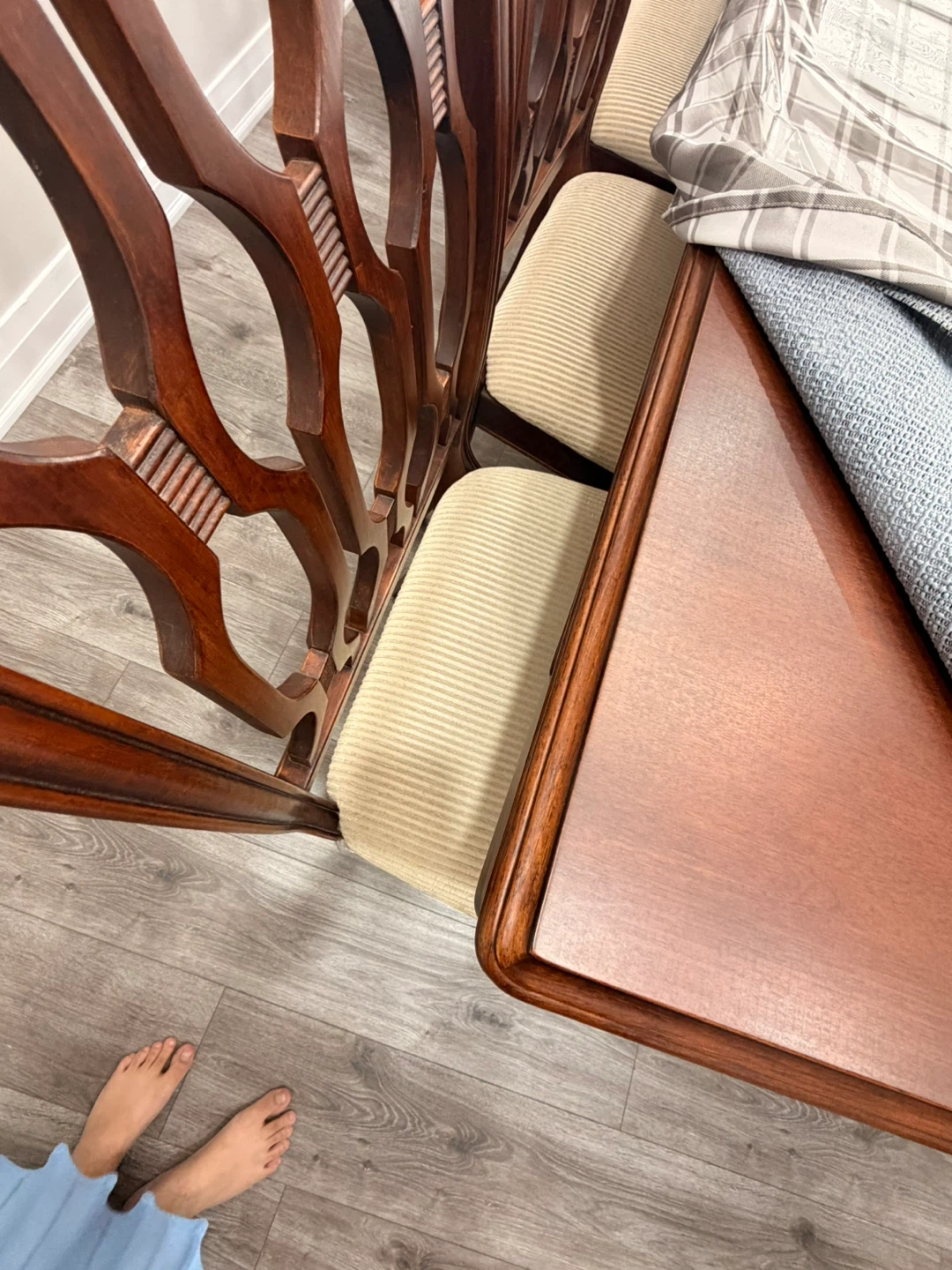 Solid wood Dining table and Chairs (Set of 8) - photo 2