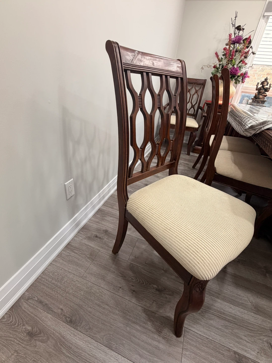 Solid wood Dining table and Chairs (Set of 8) - photo 5