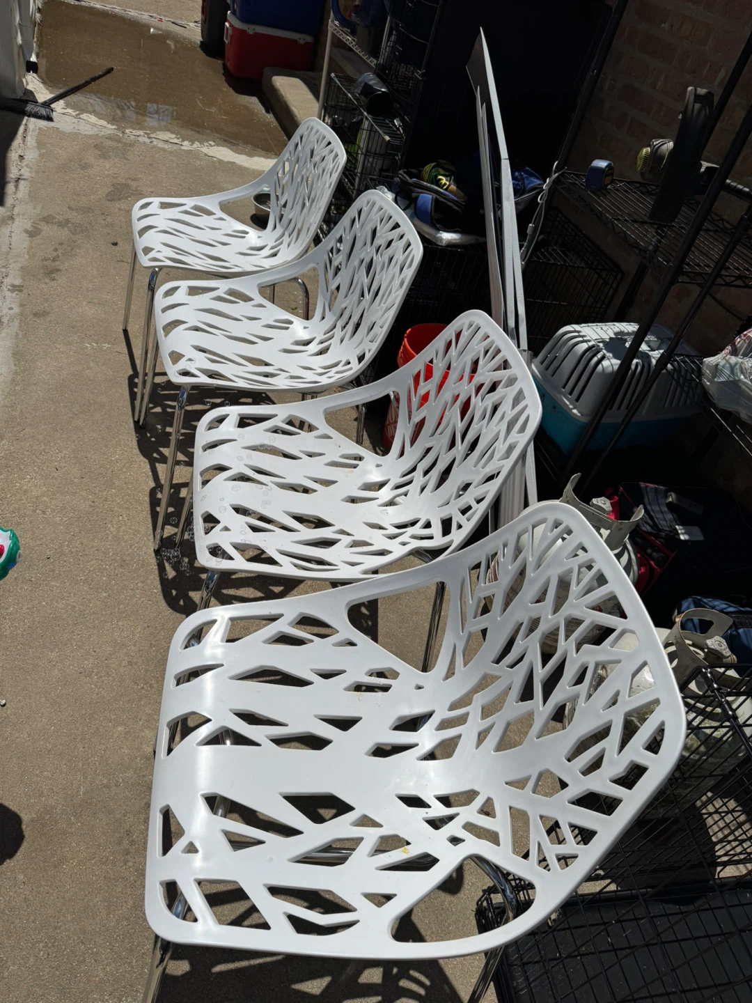 Set of 4 White Modern Accent Chairs