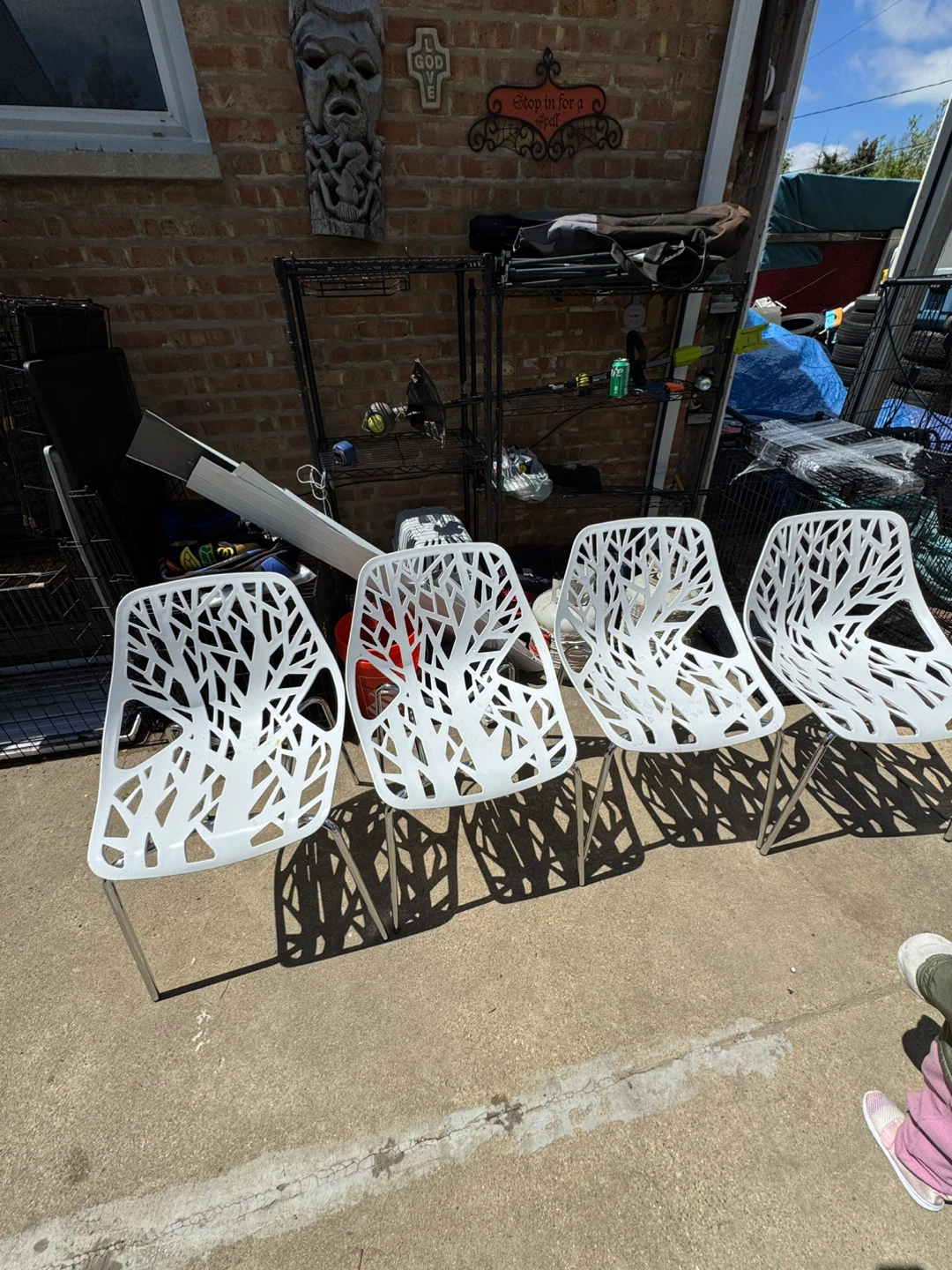 Set of 4 White Modern Accent Chairs - photo 2
