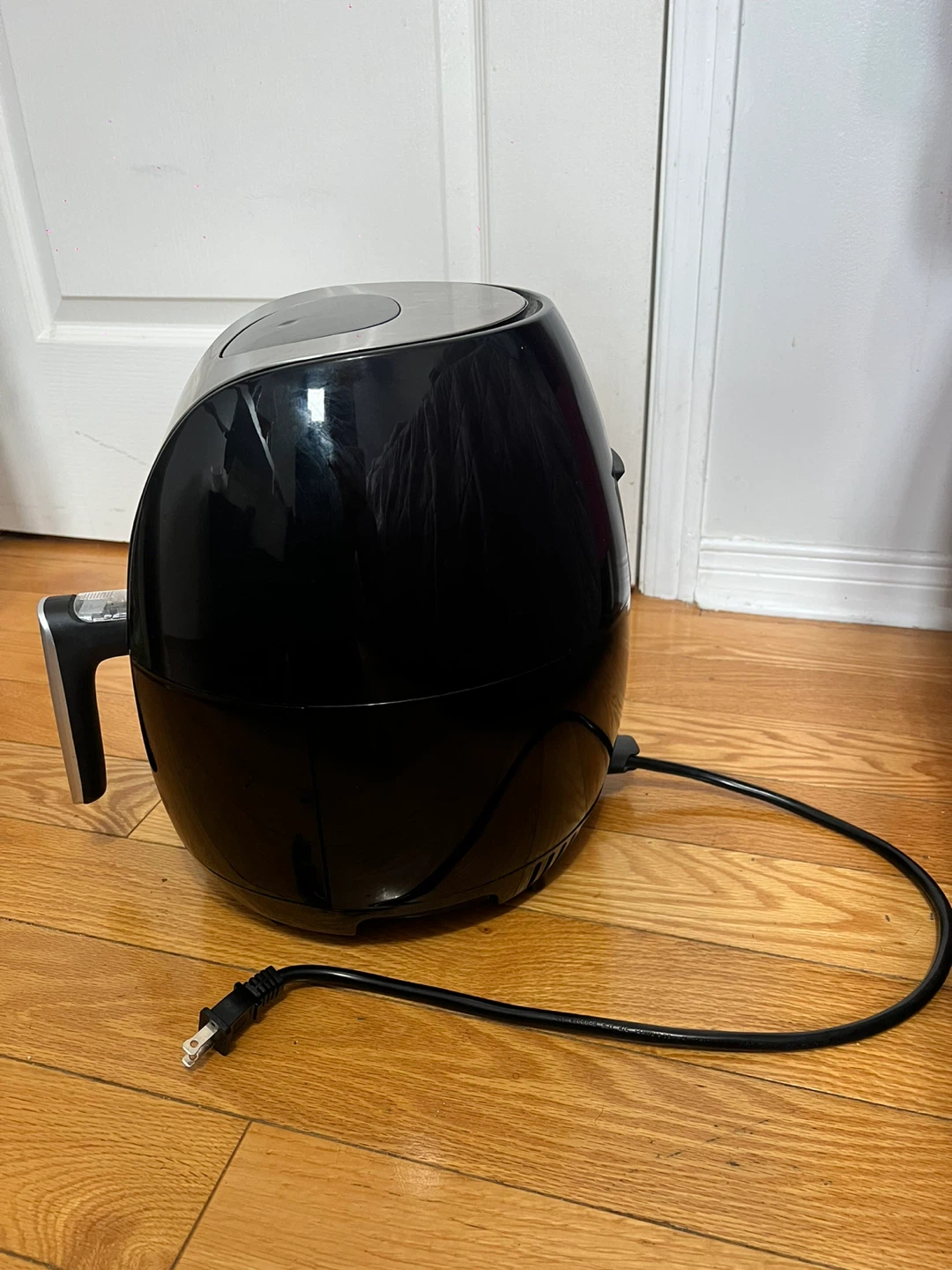 Air Fryer – Compact & Easy to Use
