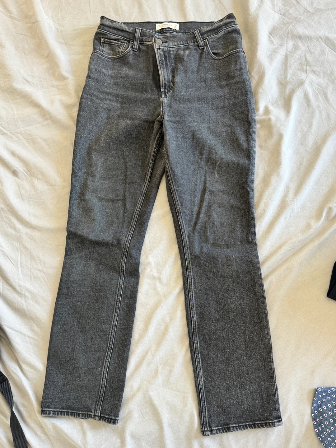 Abercrombie & Fitch The 90s Slim Straight Jeans - Grey - Size 28