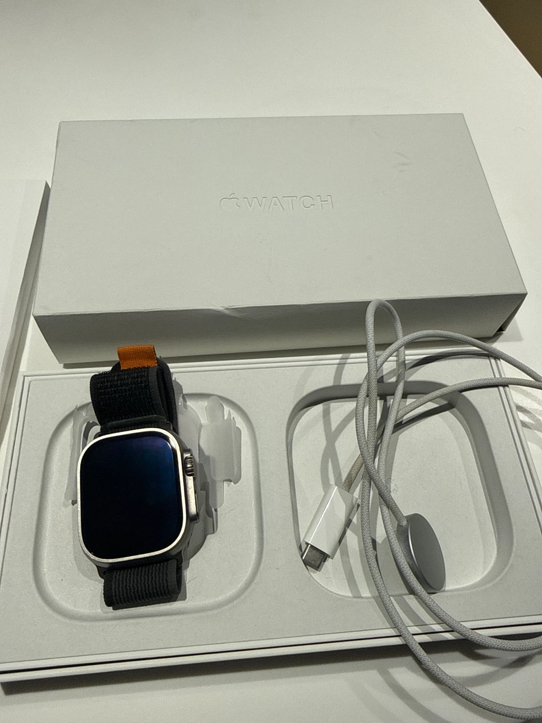 Like New Apple Watch Ultra 49mm Titanium - photo 2