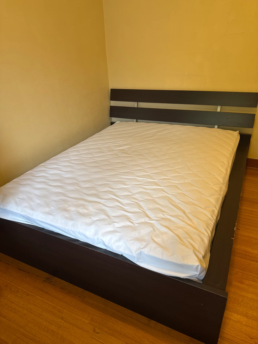 Dark Brown Queen Size Bed Frame with Headboard - photo 2