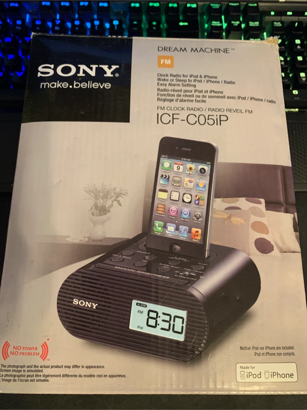 Sony Dream Machine FM Clock Radio ICF-C05iP