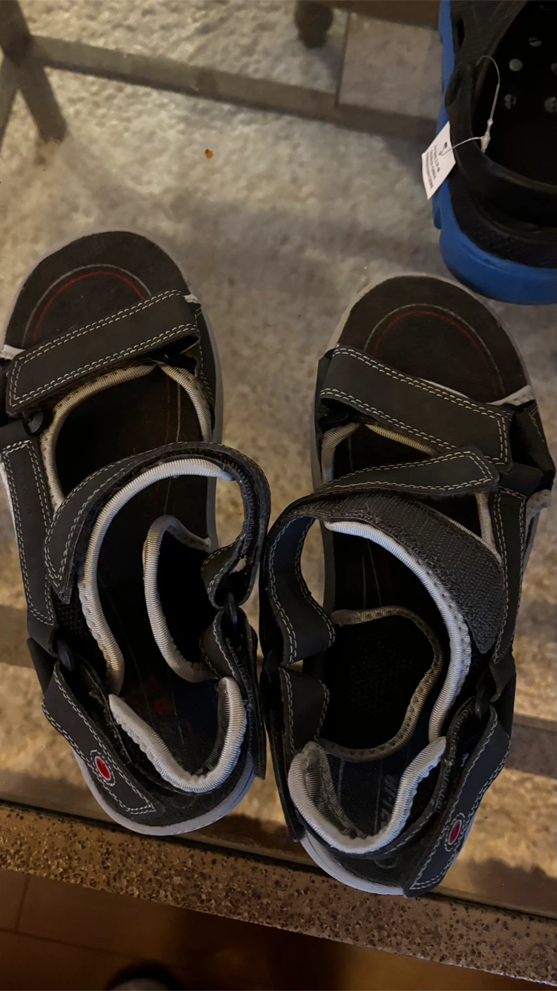 Fila Kids Sandals Size 4and 3 - photo 3