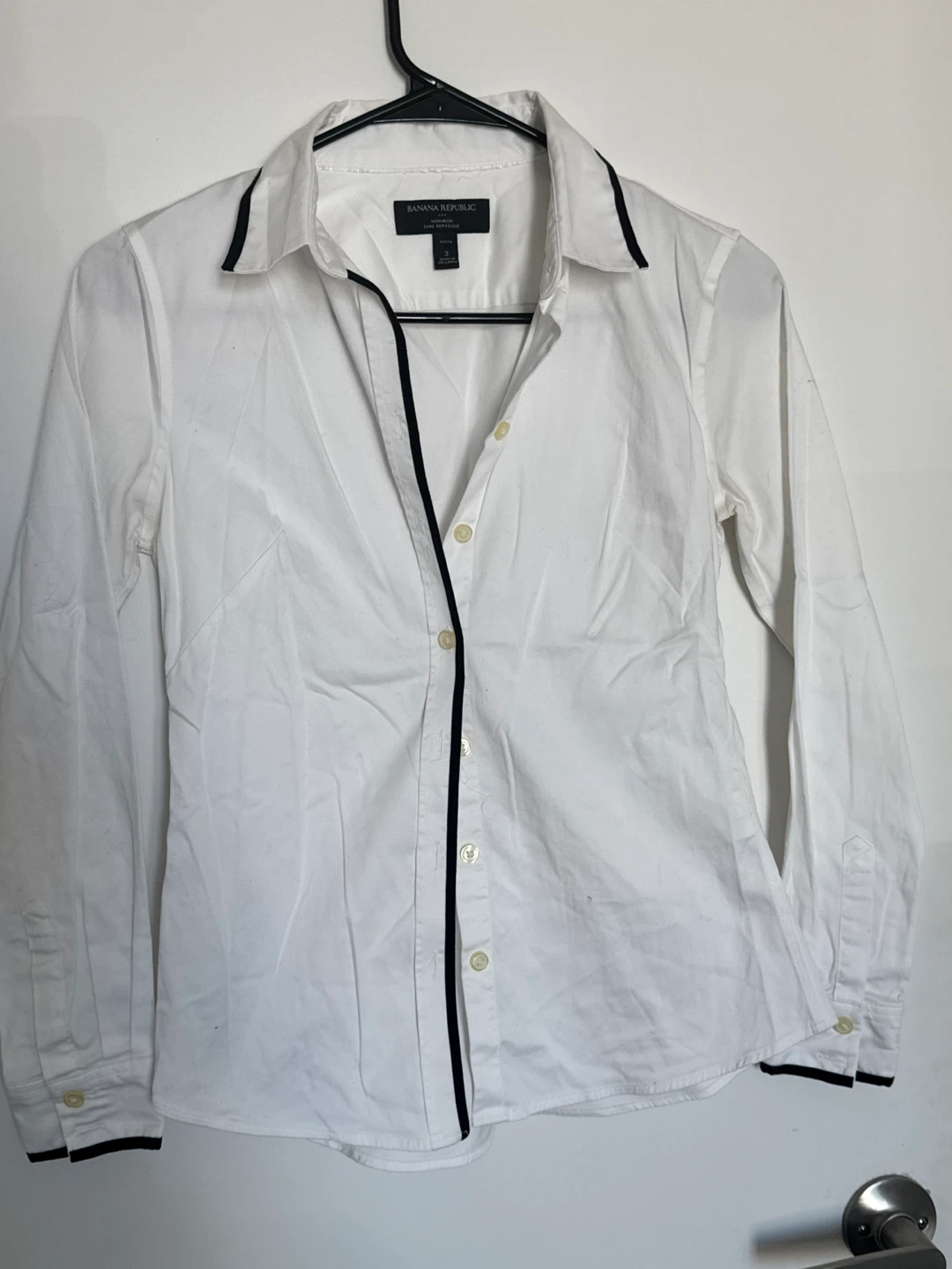 Banana Republic Petite White Button-Up Shirt - Size 2 - photo 2