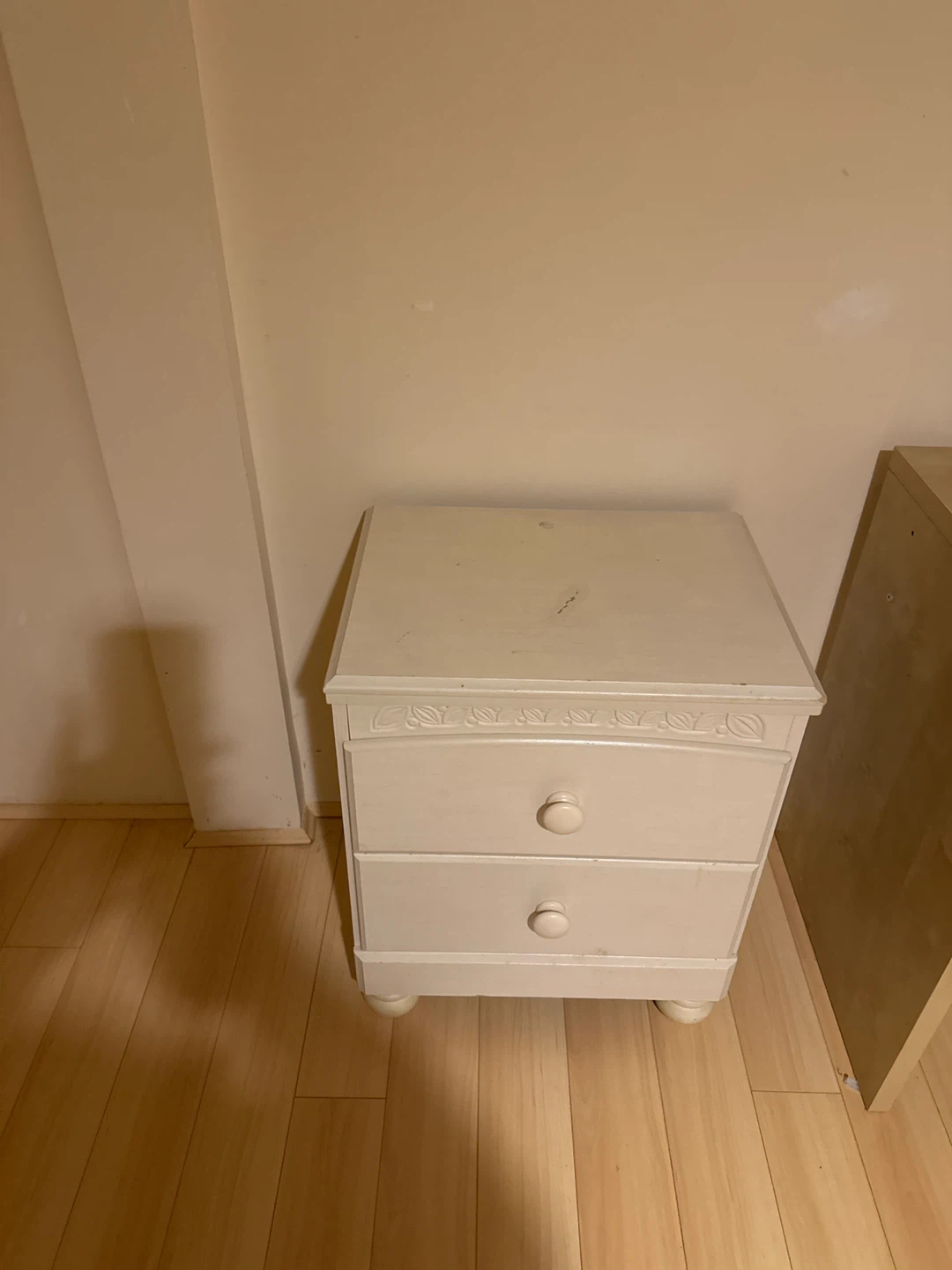 White 2-Drawer Nightstand