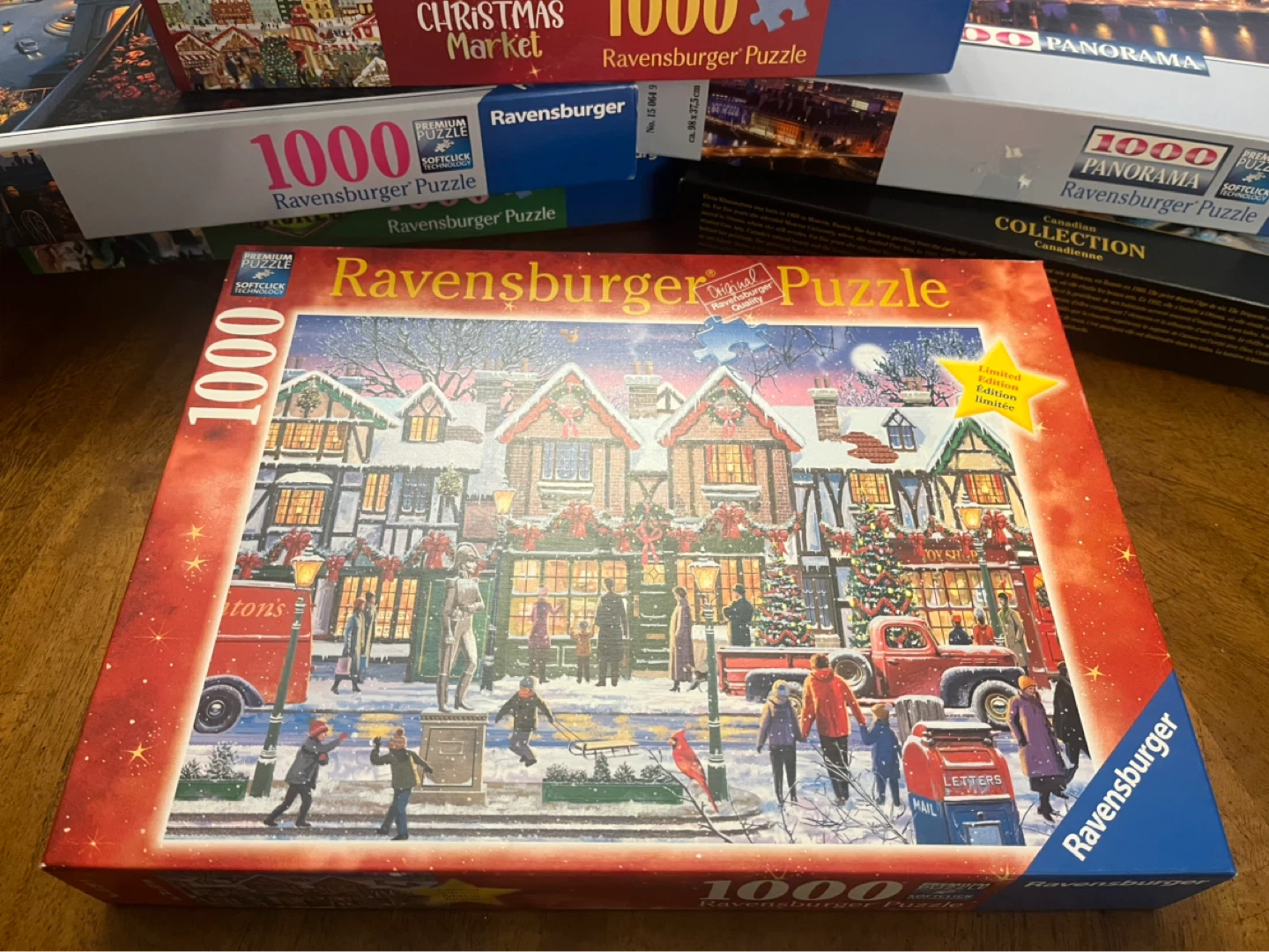 Ravensburger Christmas Market 1000 Piece Puzzle