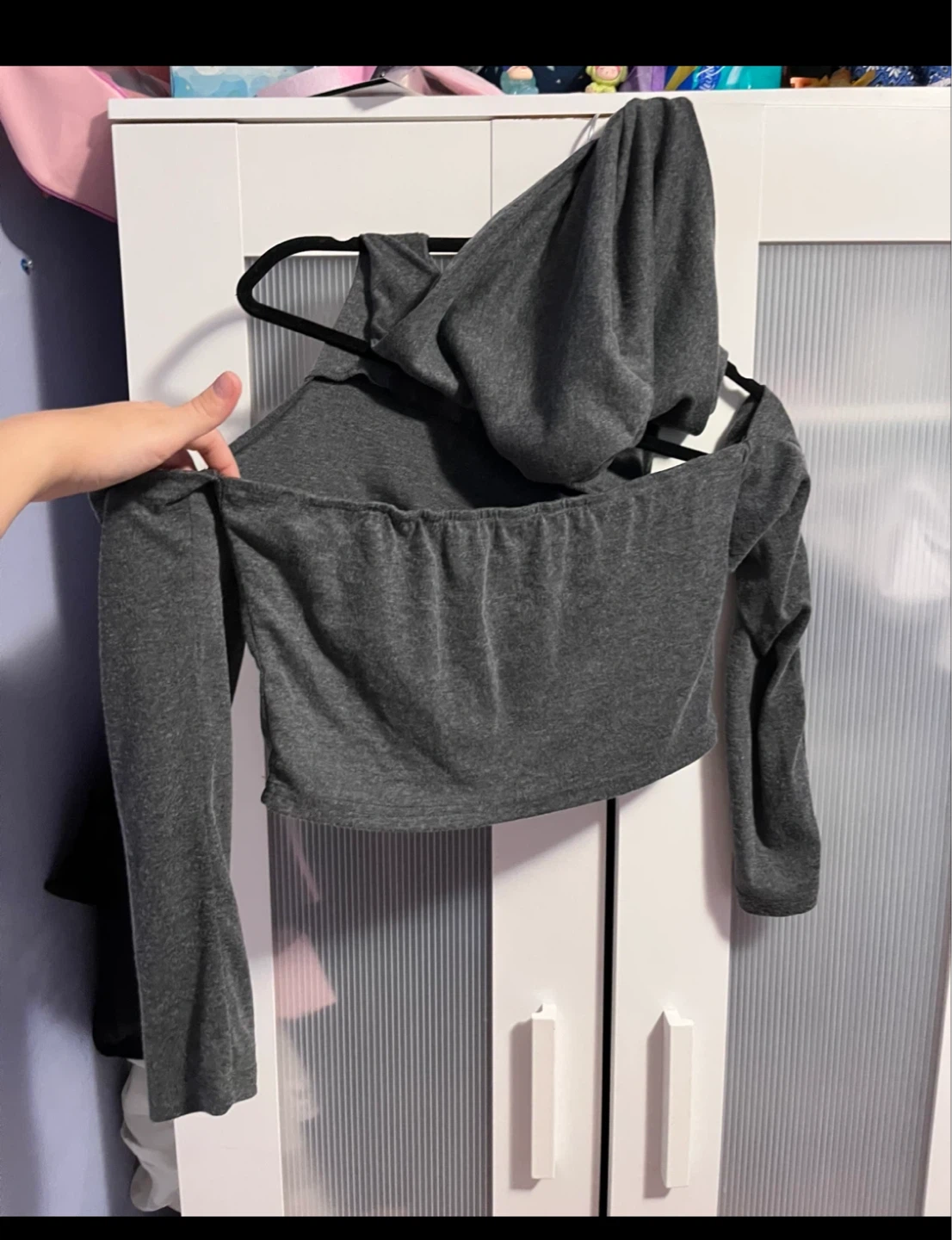 Grey Cold Shoulder Long Sleeve Top M-L - photo 2