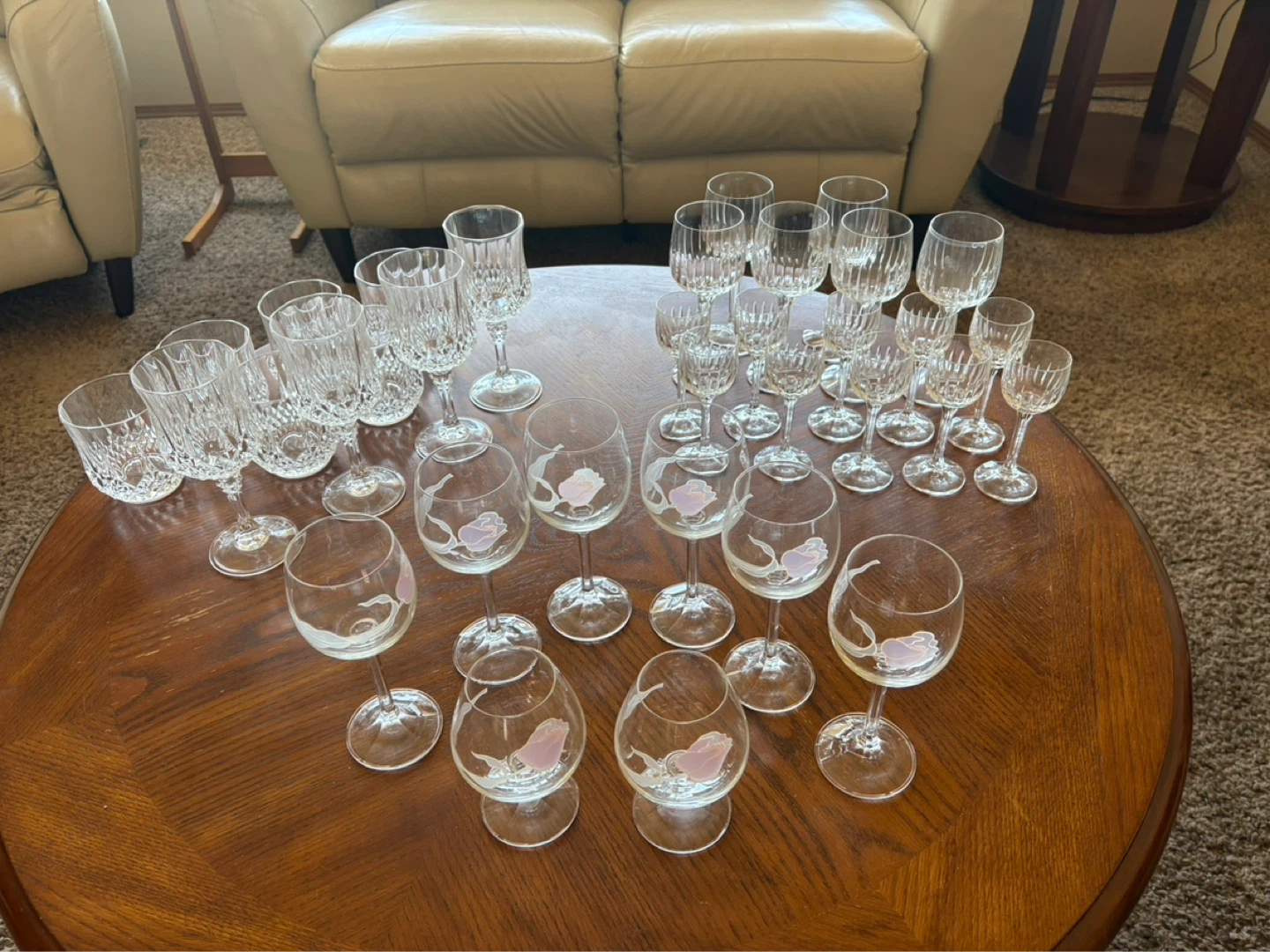 Assorted Glassware Set
