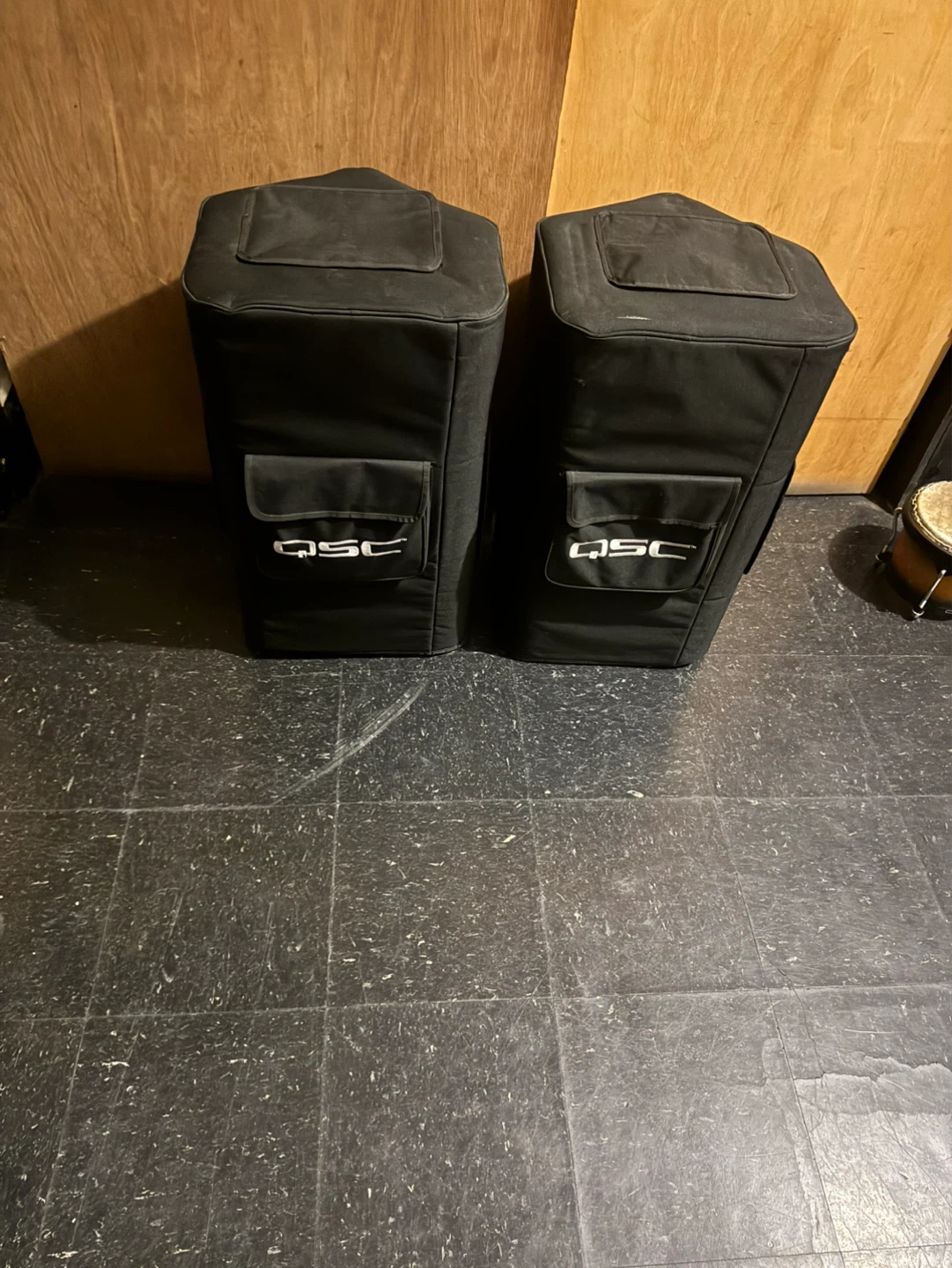 QSC KW122 Powered Subwoofer PA Speaker - photo 5