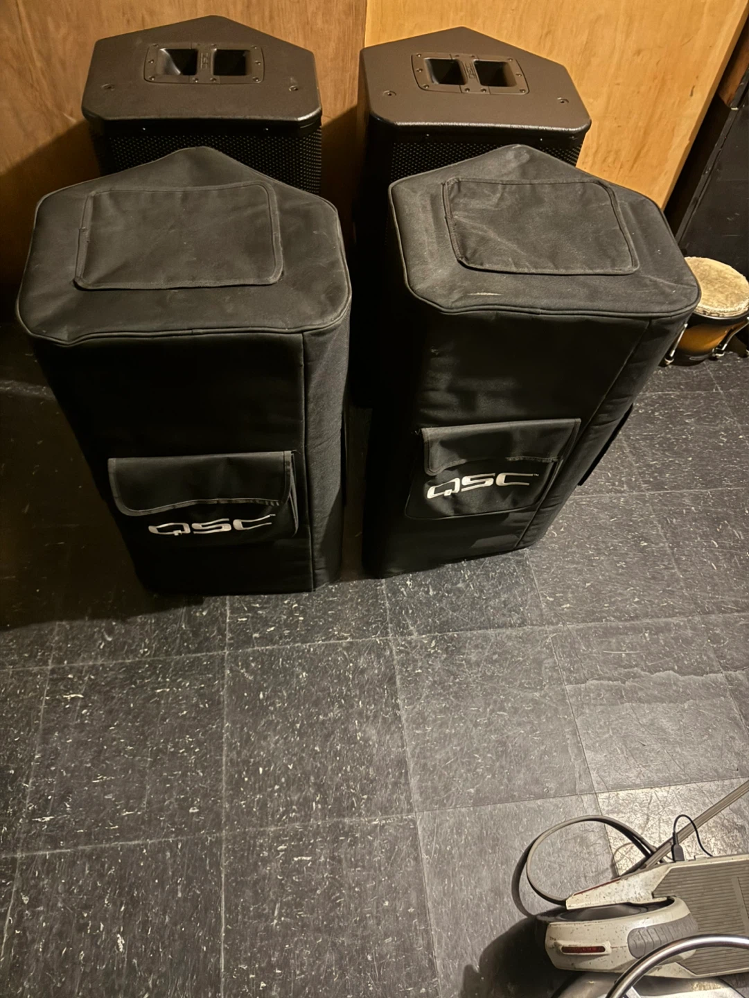 QSC KW122 Powered Subwoofer PA Speaker - photo 4