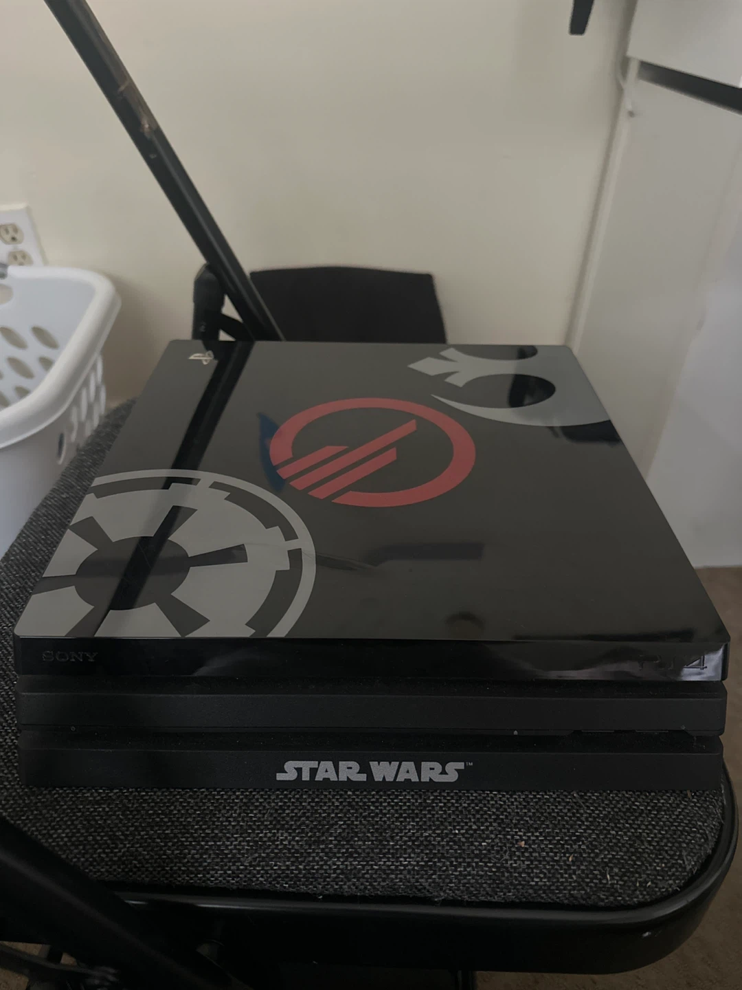 Sony PlayStation 4 Pro Star Wars Edition