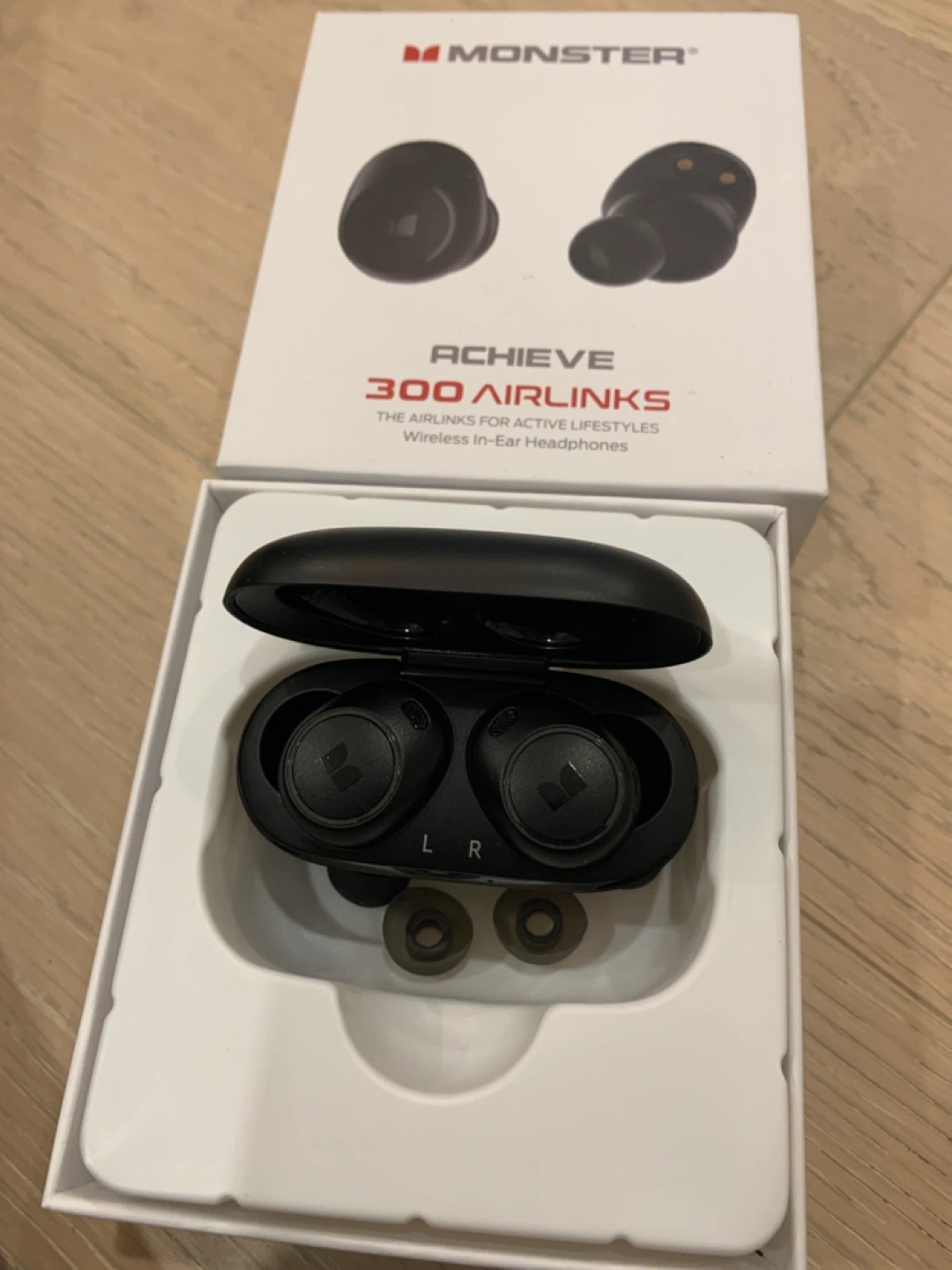 New Monster Achieve 300 Airlinks Wireless In-Ear Headphones