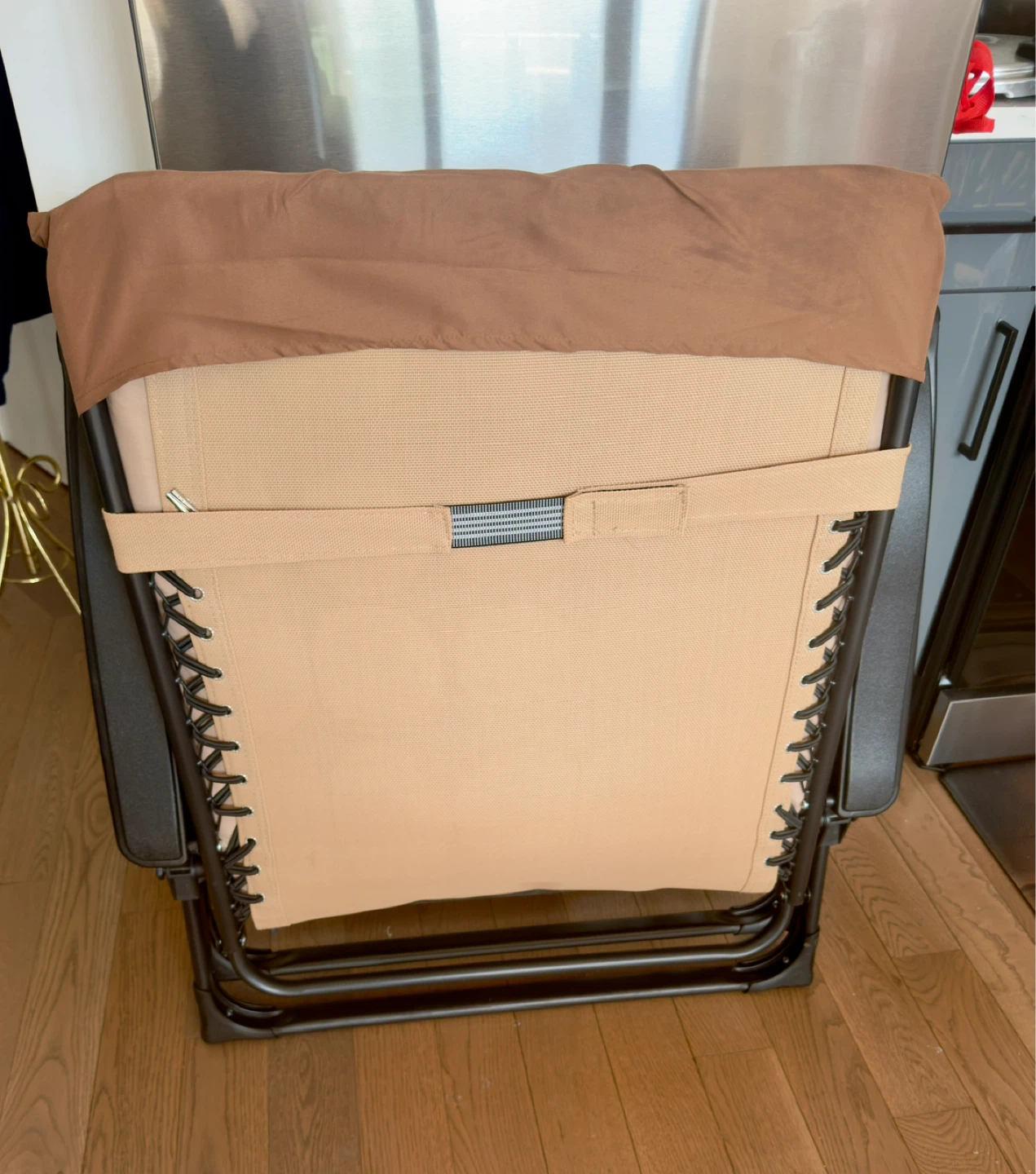 Zero Gravity Recliner Chair with Pillow - photo 3