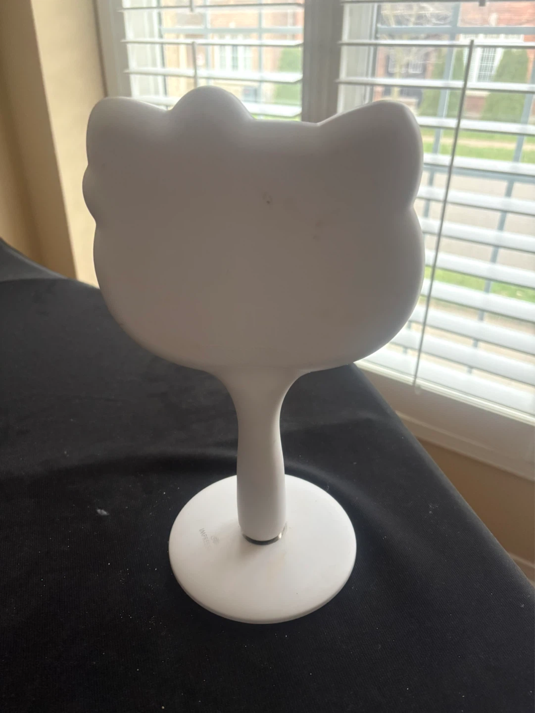 Hello Kitty Light-Up Mirror - photo 2
