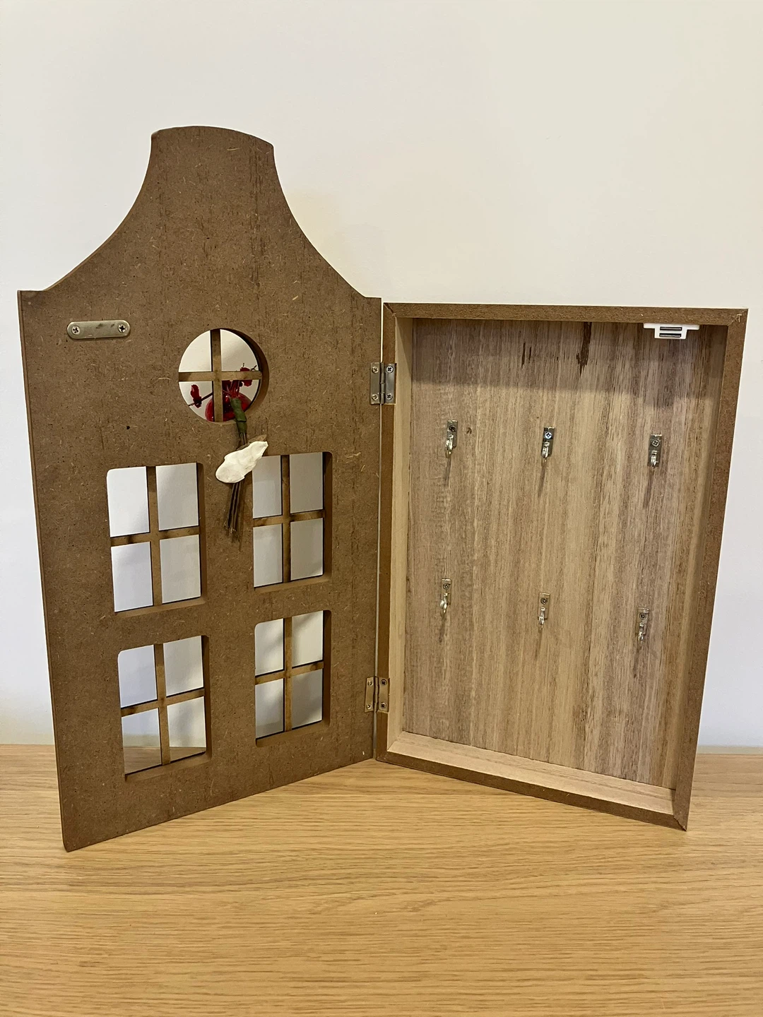Cute Key Cabinet - photo 2