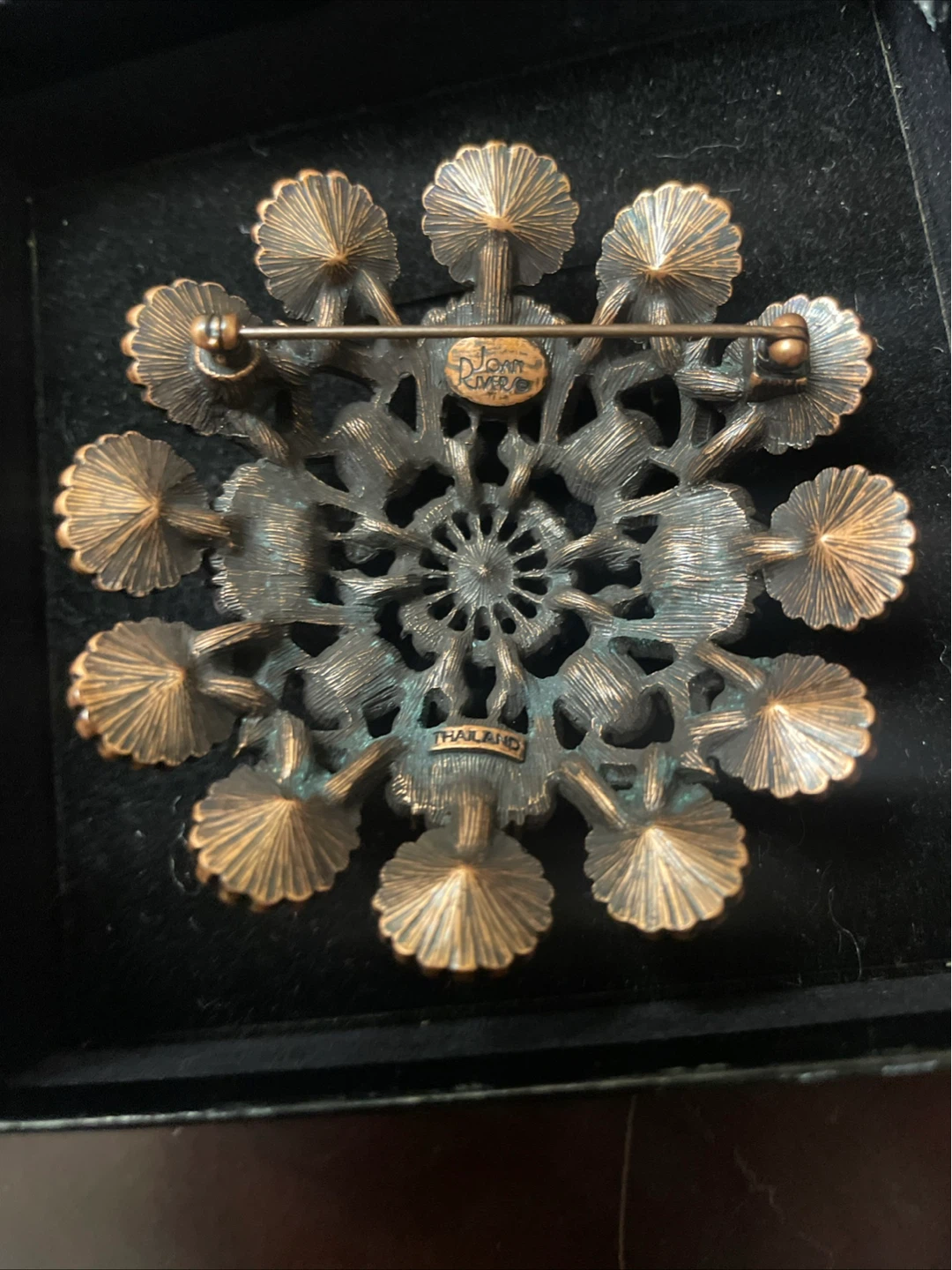 Joan Rivers Brooch with Crystals and Pearls - photo 4