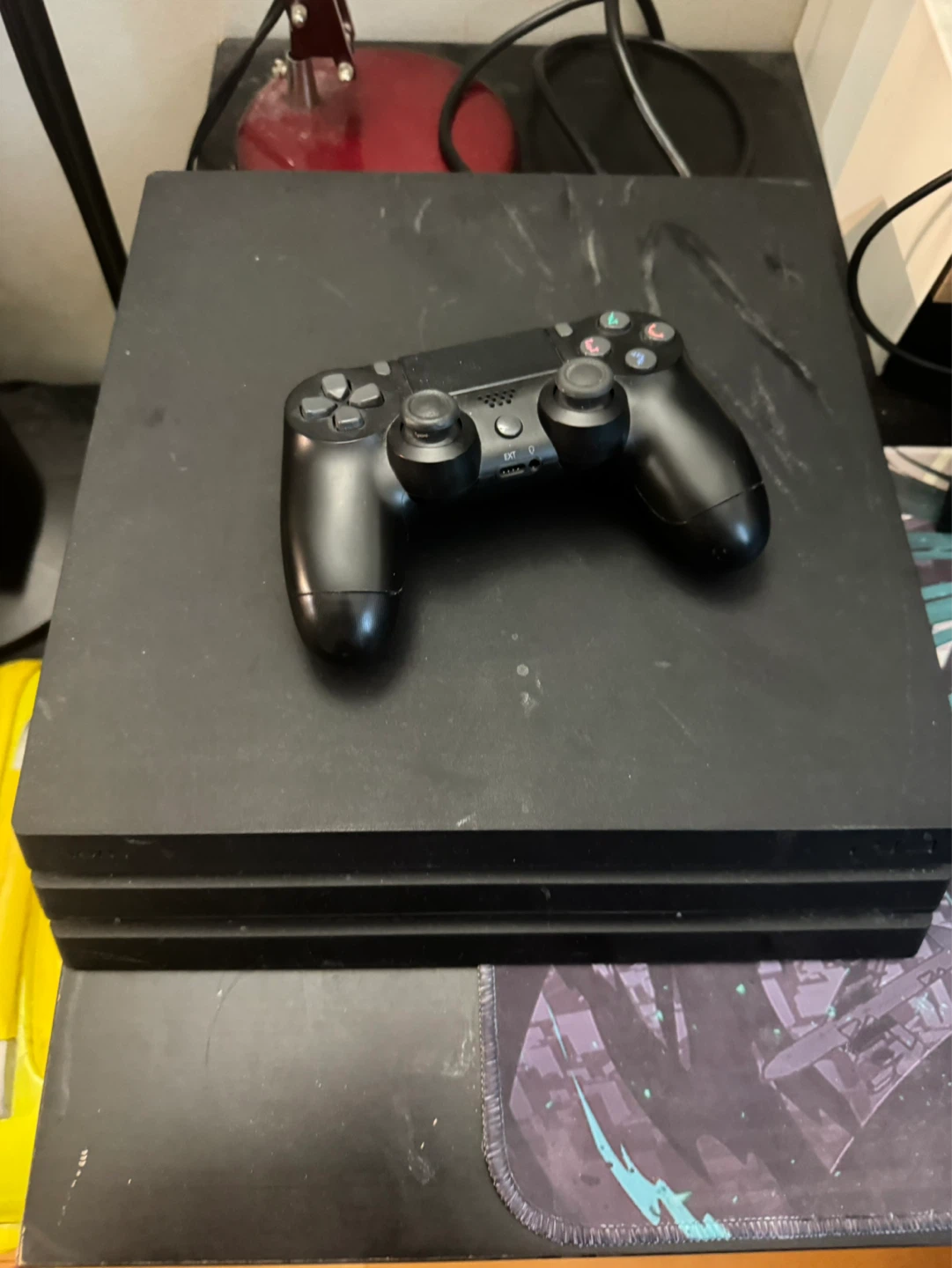 PlayStation 4 pro 1 TB
