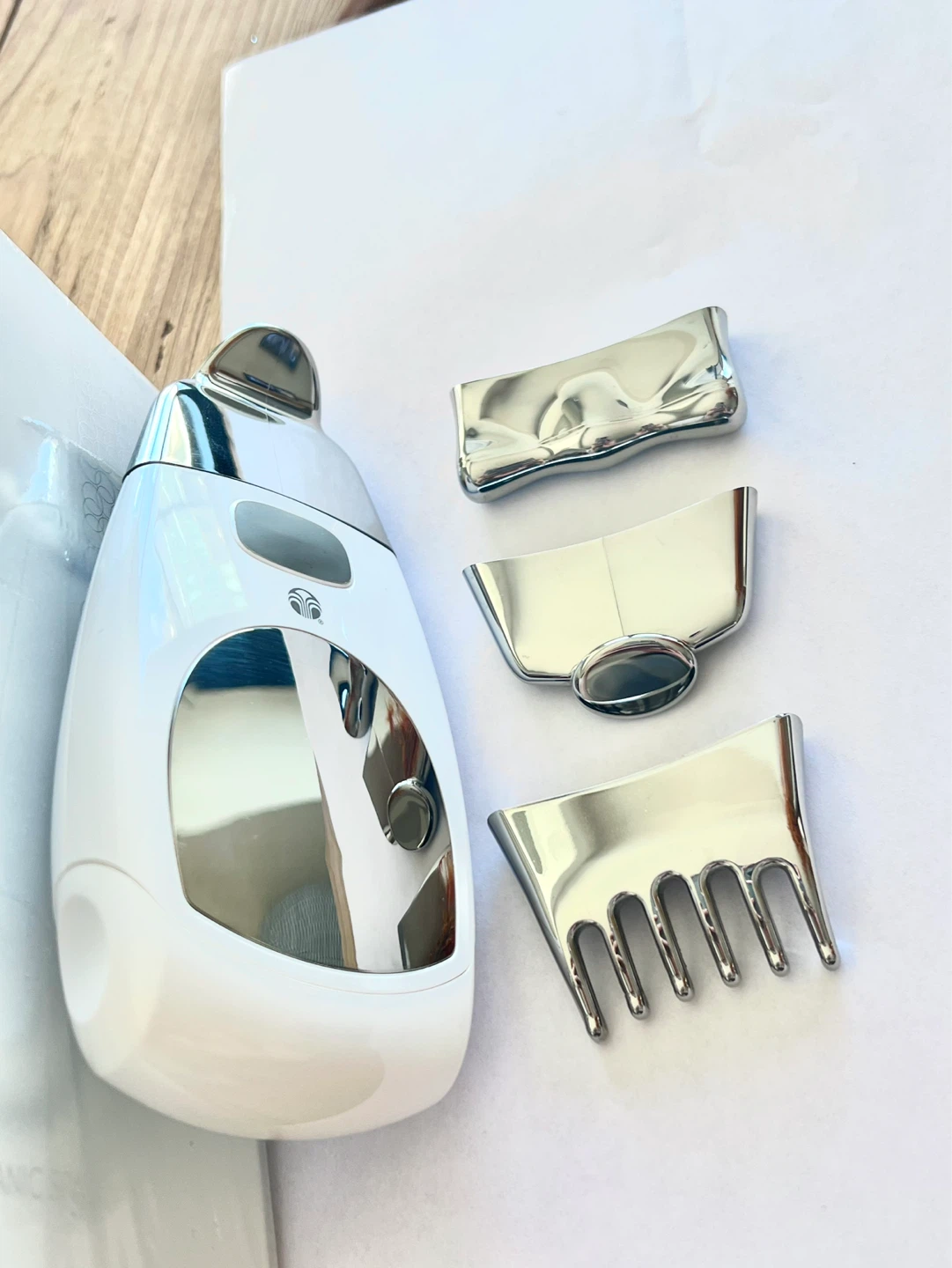 Brand New & Sealed— Nu Skin ageLOC Galvanic Spa Device - photo 2