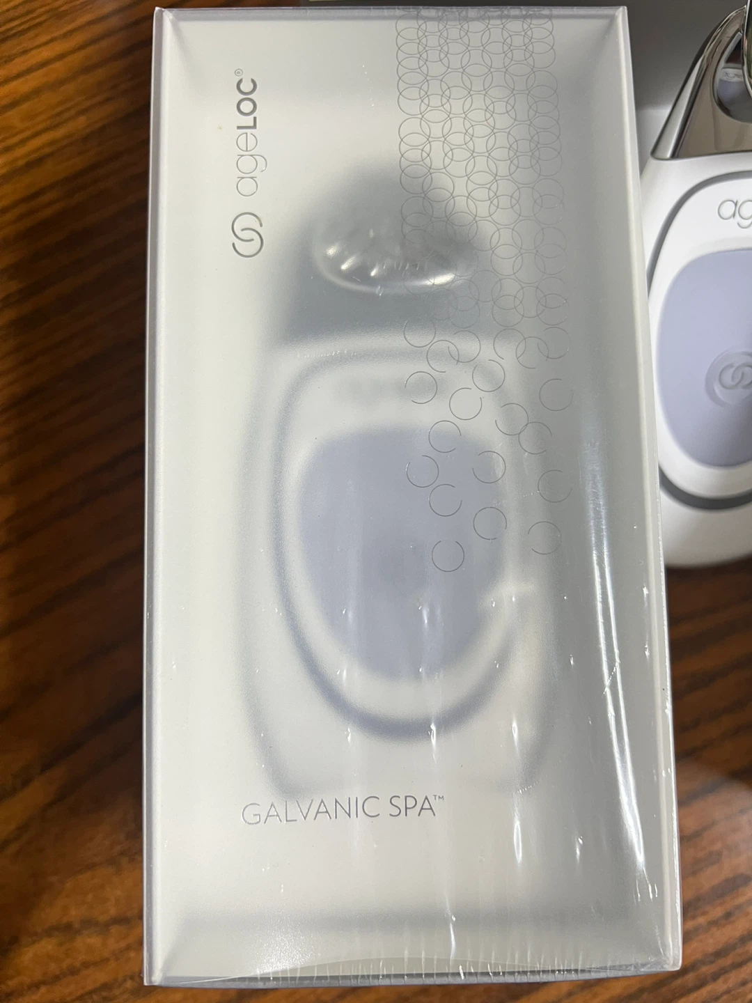 Brand New & Sealed— Nu Skin ageLOC Galvanic Spa Device - photo 4
