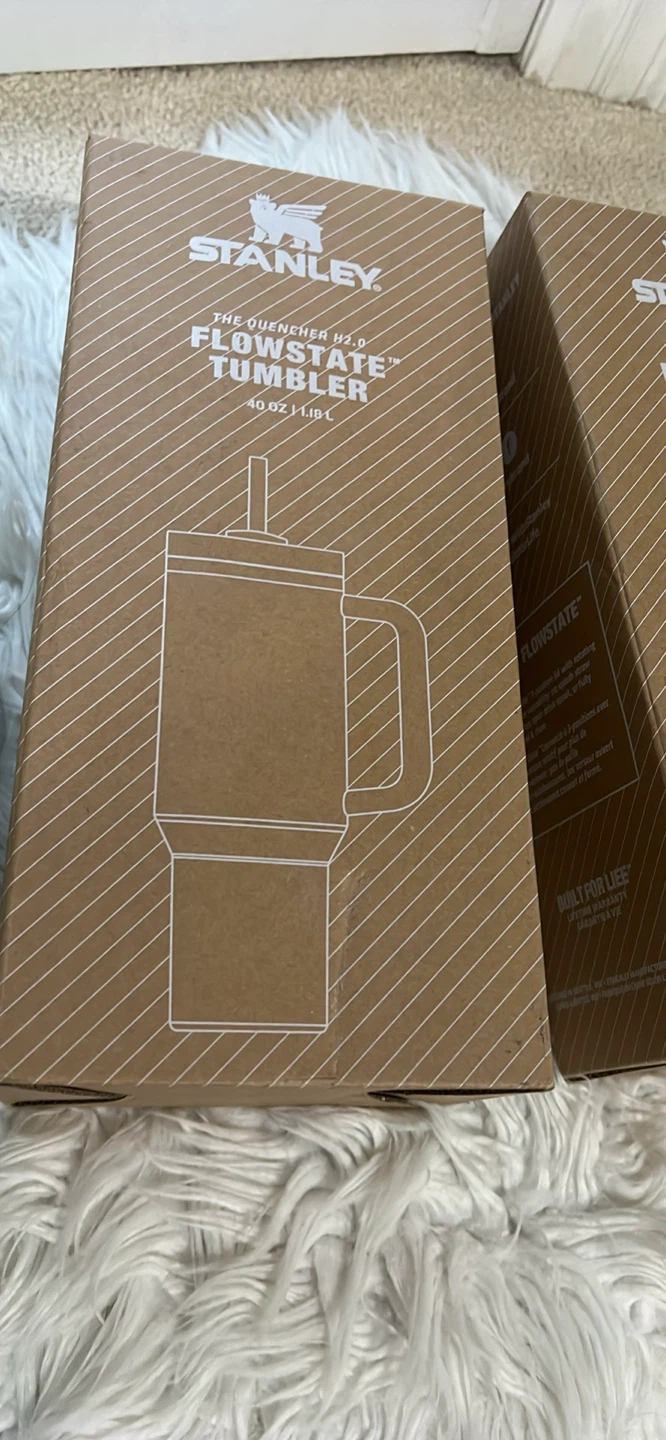 Stanley The Quencher H2.0 Flowstate Tumbler 40oz - photo 2
