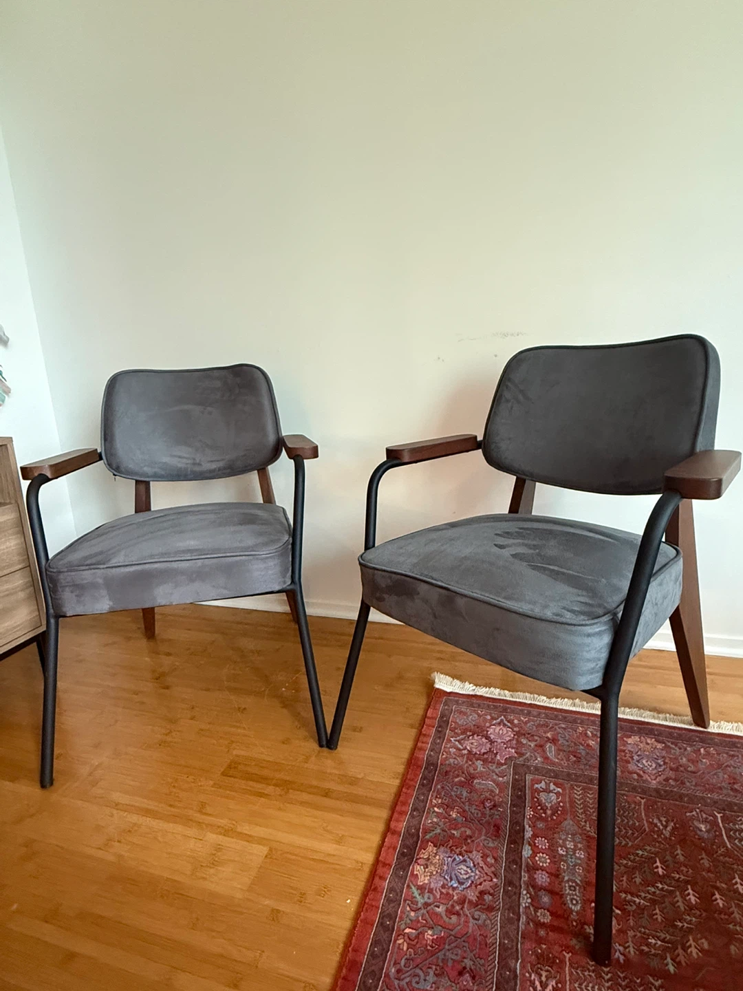 Set of 2 Grey Accent Chairs with Wood Arms - photo 4