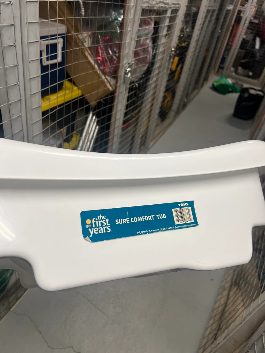 The First Years Sure Comfort Tub Baby Bath