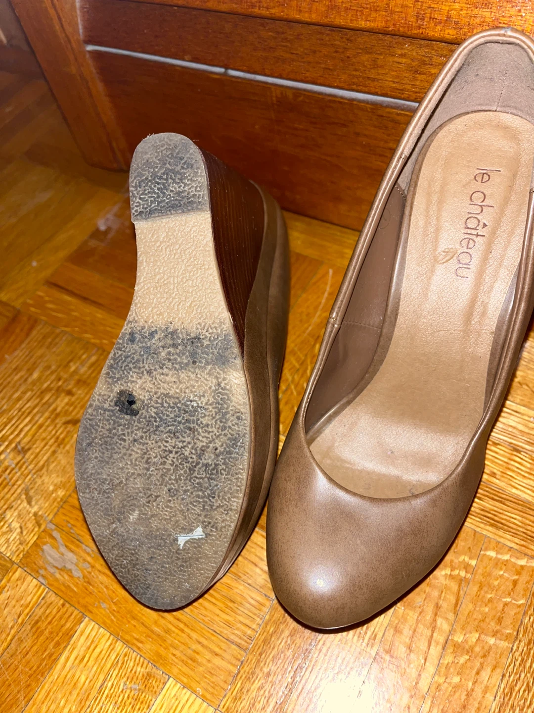 Le Château Brown Wedge Pumps - photo 5