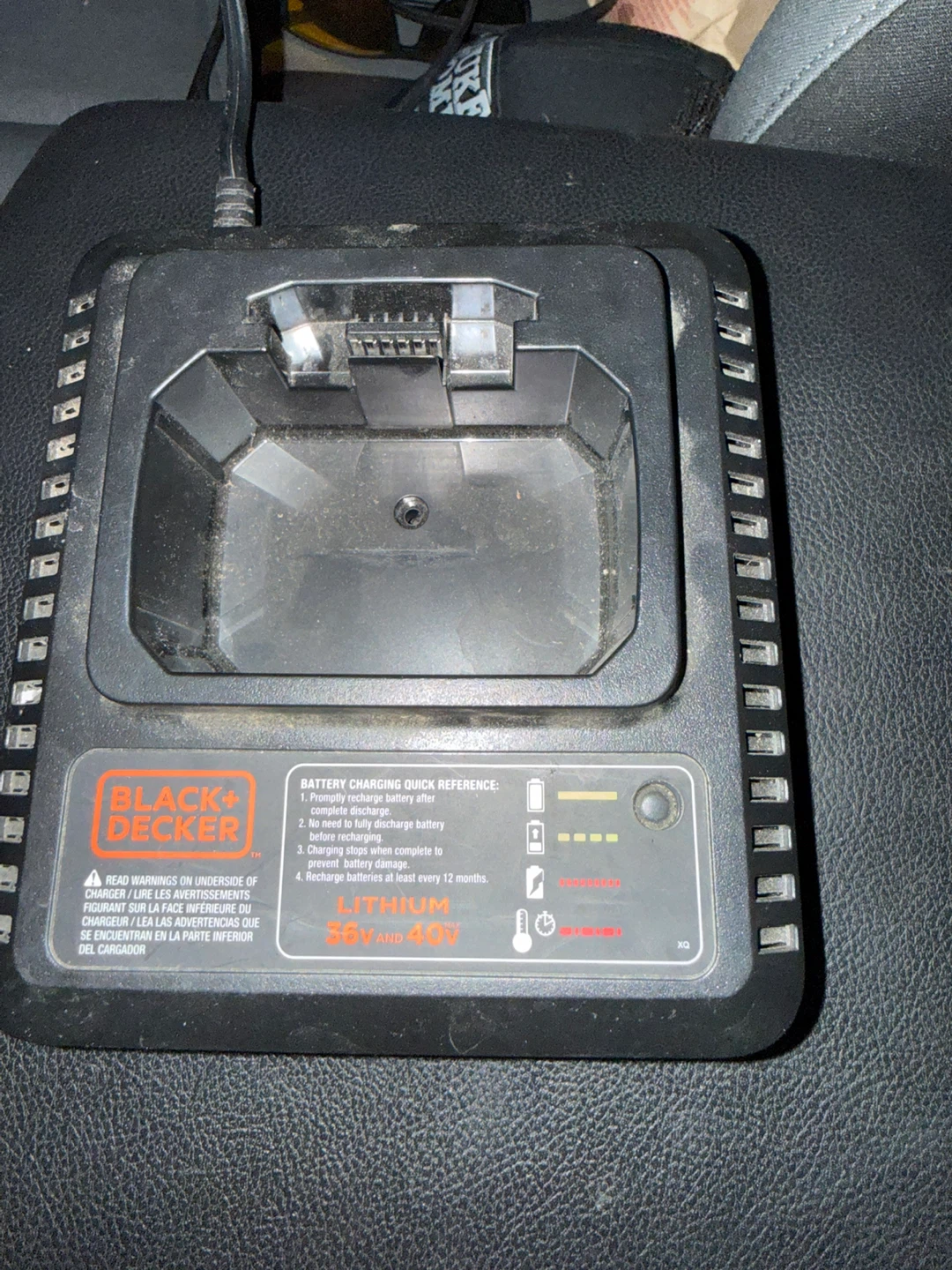 Black+Decker Lithium 20V and 40V Battery Charger